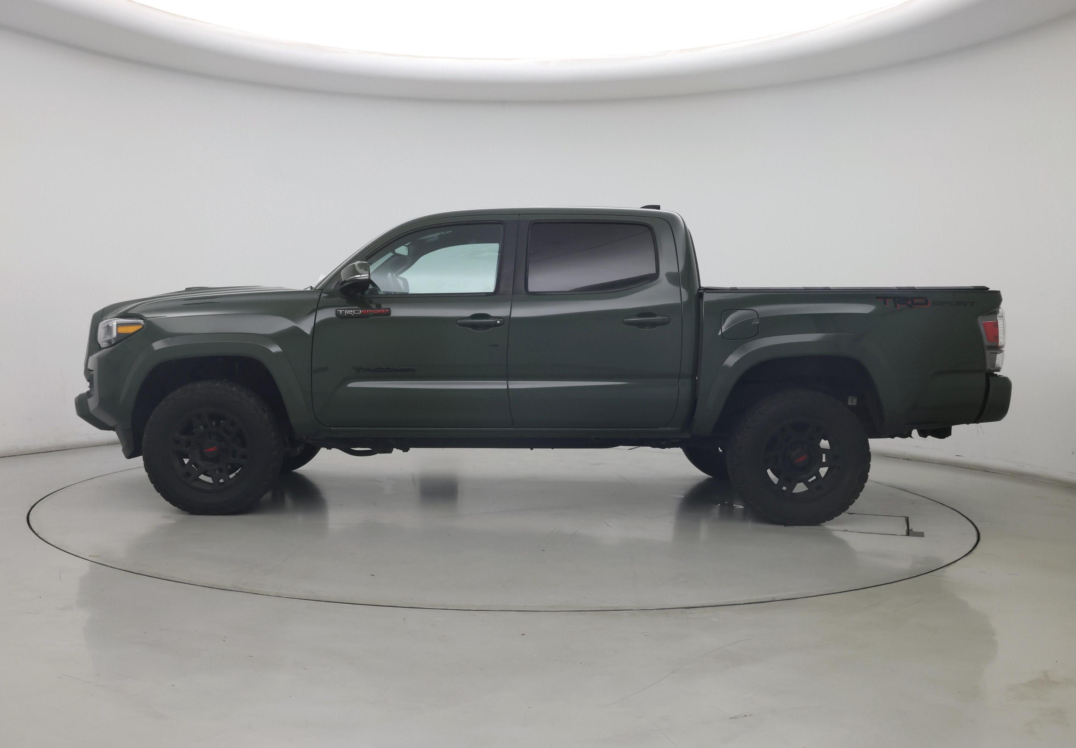 Thumbnail: 2022 Toyota Tacoma - 3