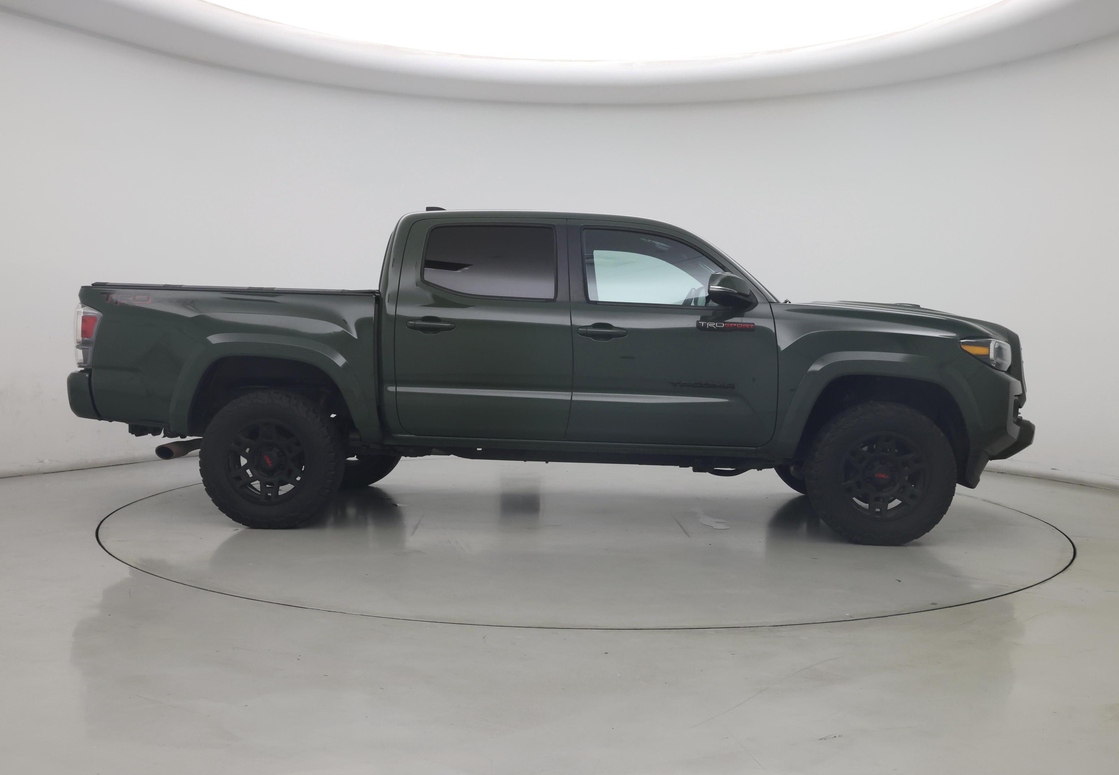 Thumbnail: 2022 Toyota Tacoma - 7