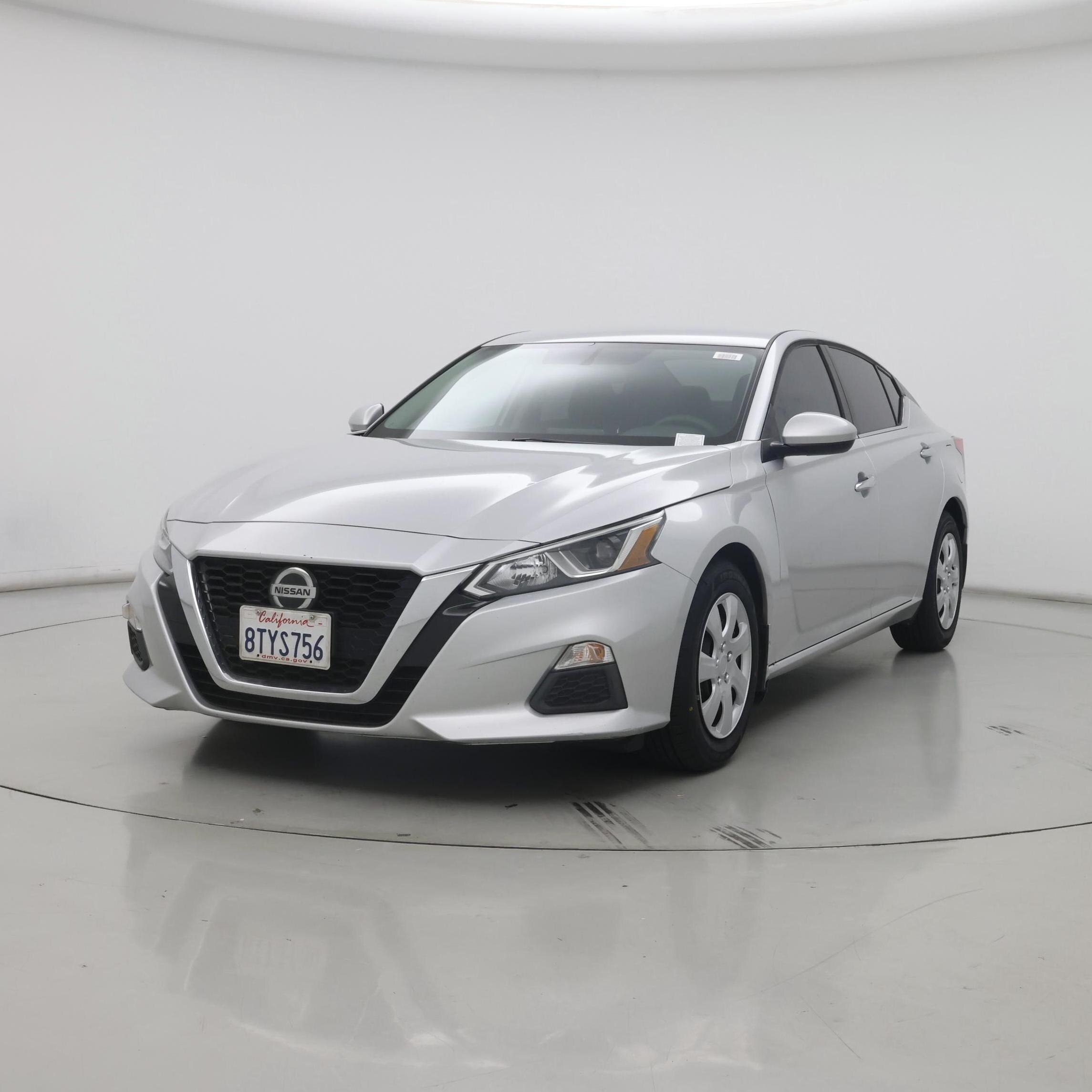 Thumbnail: 2020 Nissan Altima - 4