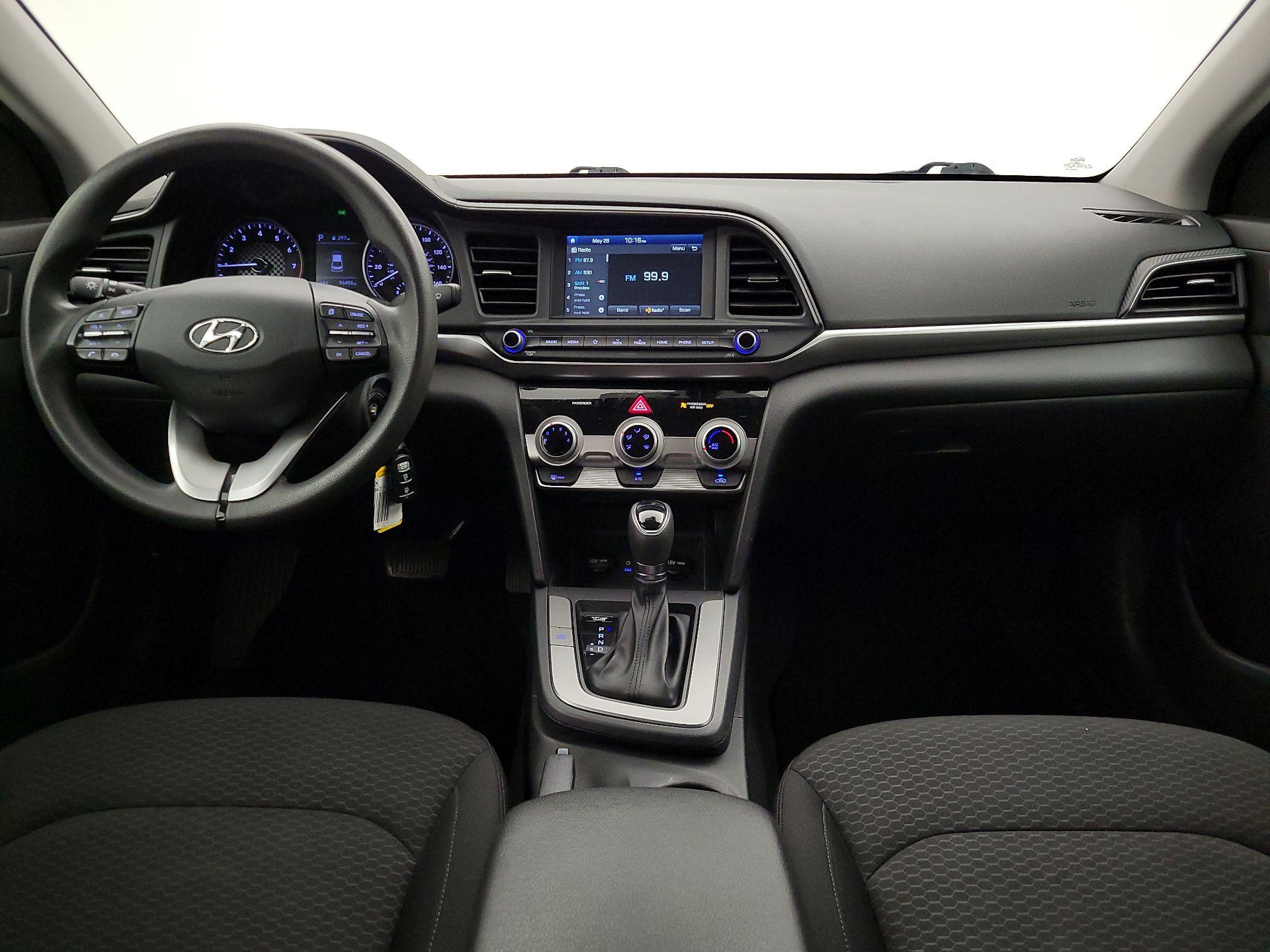 Thumbnail: 2019 Hyundai Elantra - 9