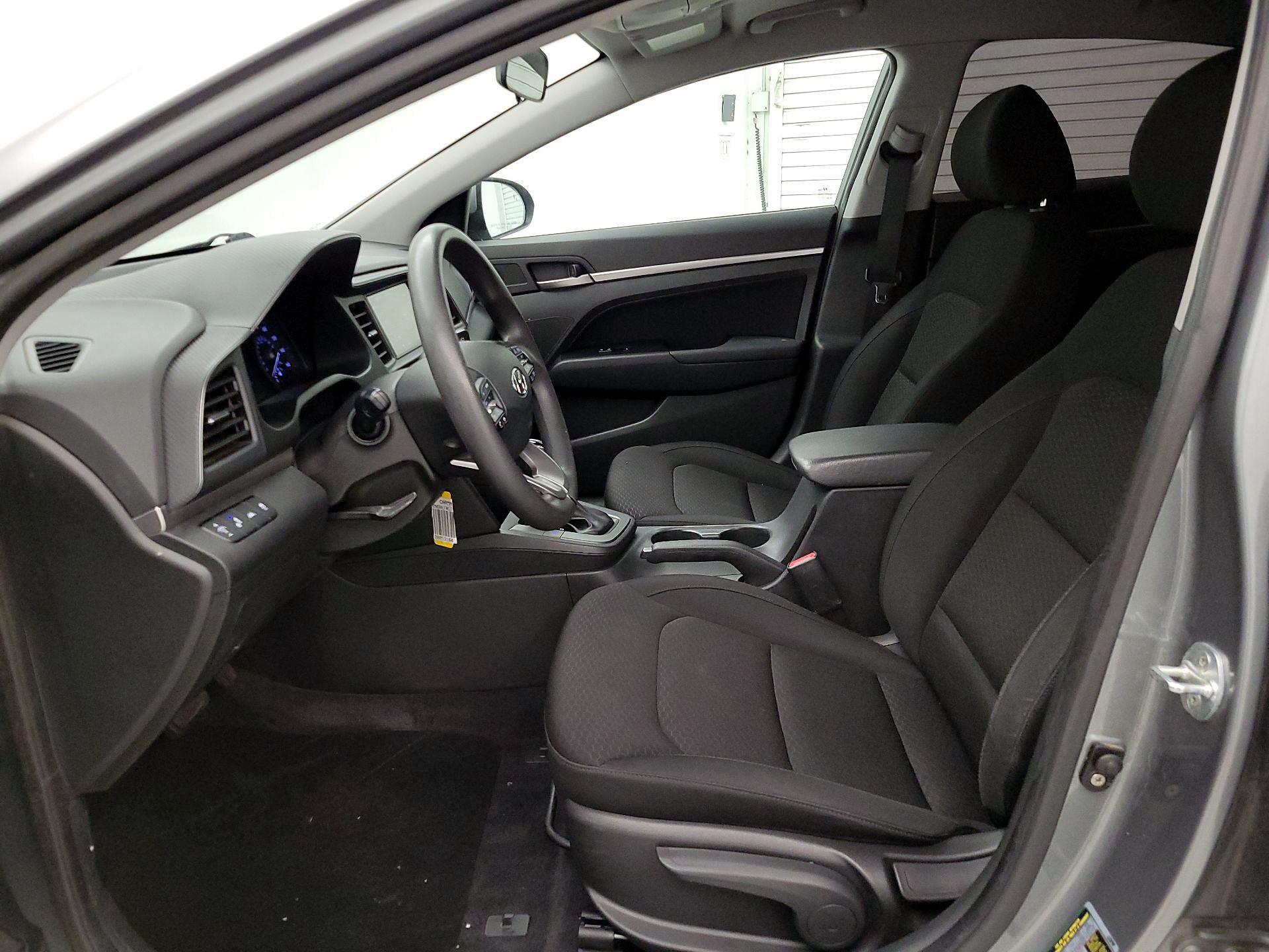 Thumbnail: 2019 Hyundai Elantra - 11