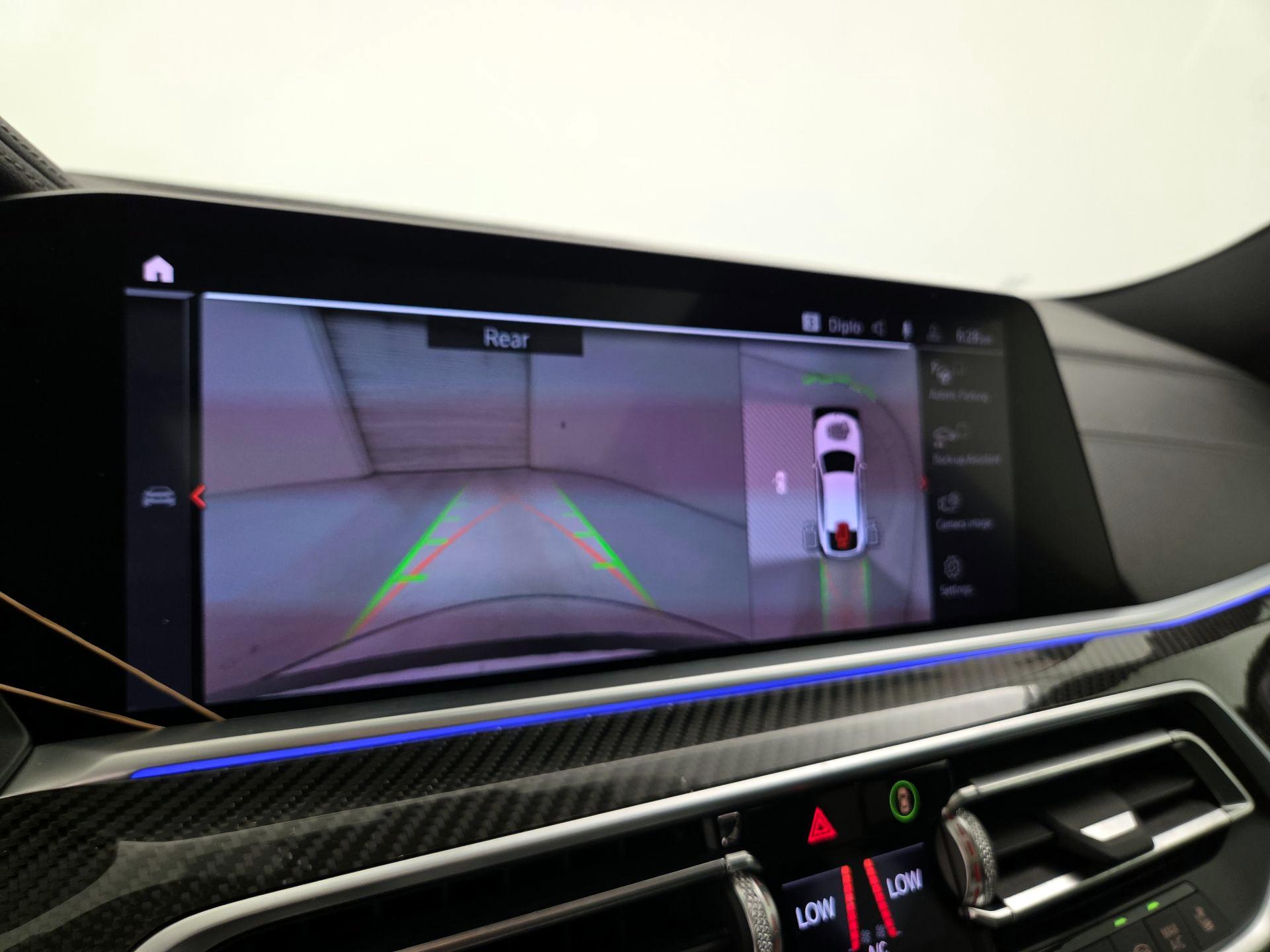 Thumbnail: 2021 BMW X6 - 15