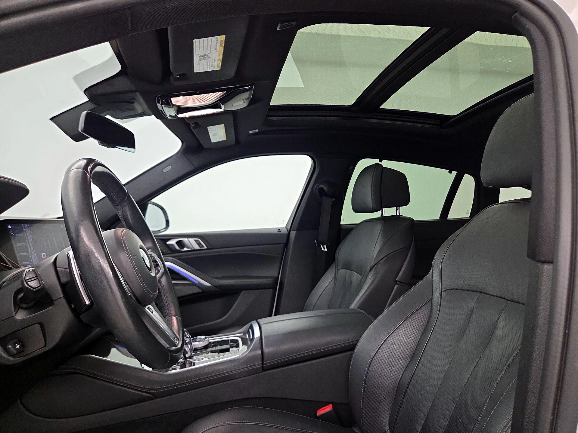 Thumbnail: 2021 BMW X6 - 20