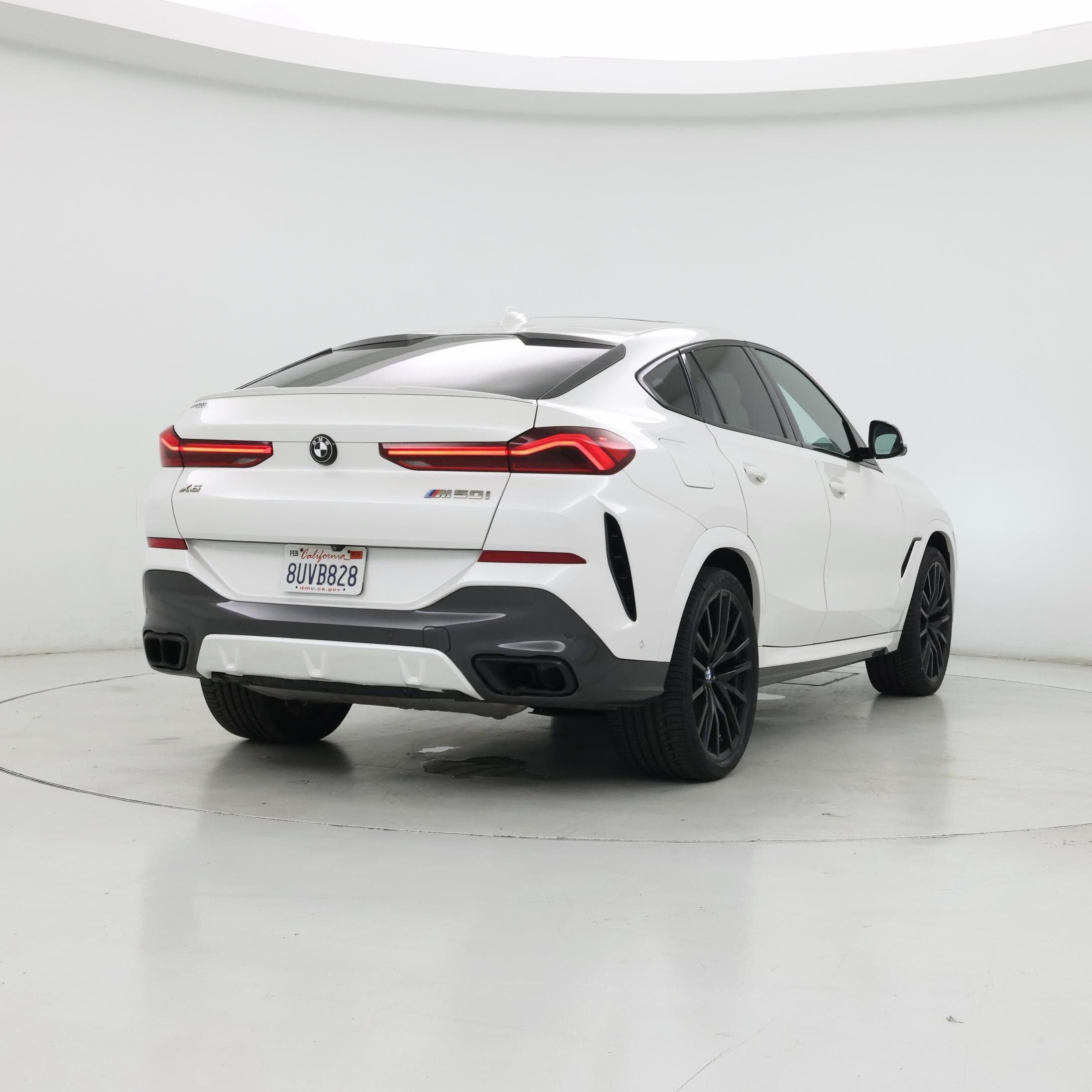 Thumbnail: 2021 BMW X6 - 8