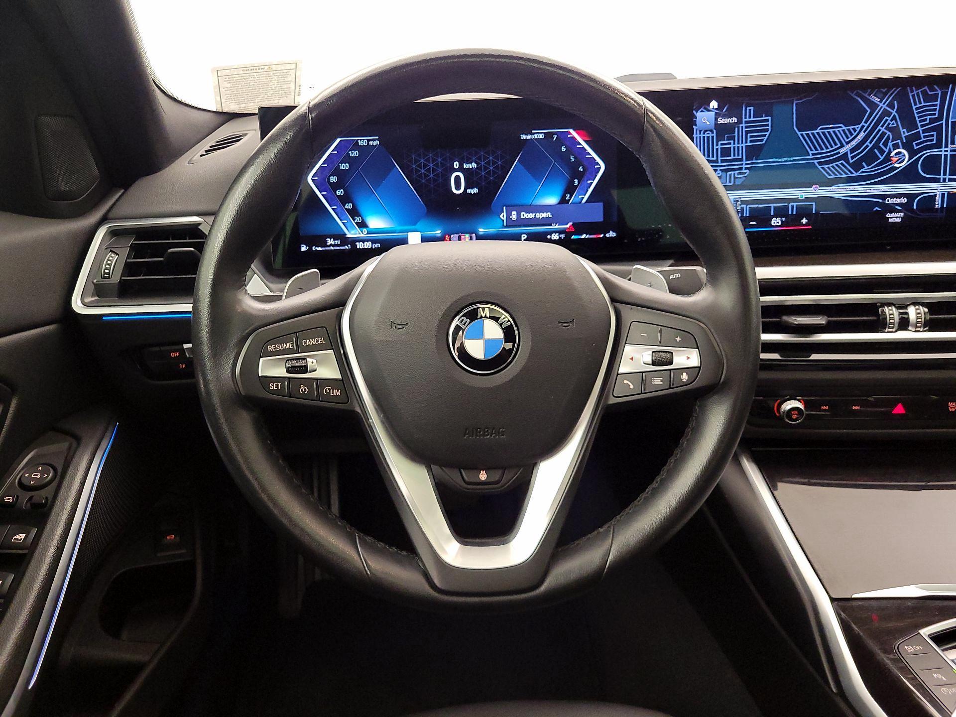 Thumbnail: 2024 BMW 3 Series - 10