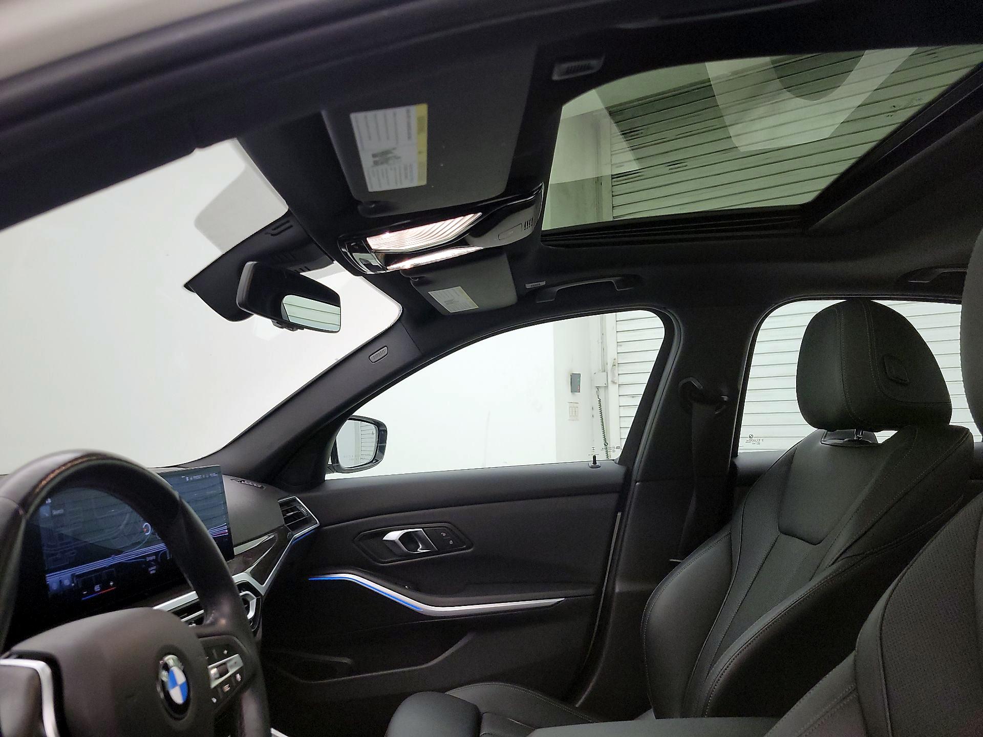 Thumbnail: 2024 BMW 3 Series - 20