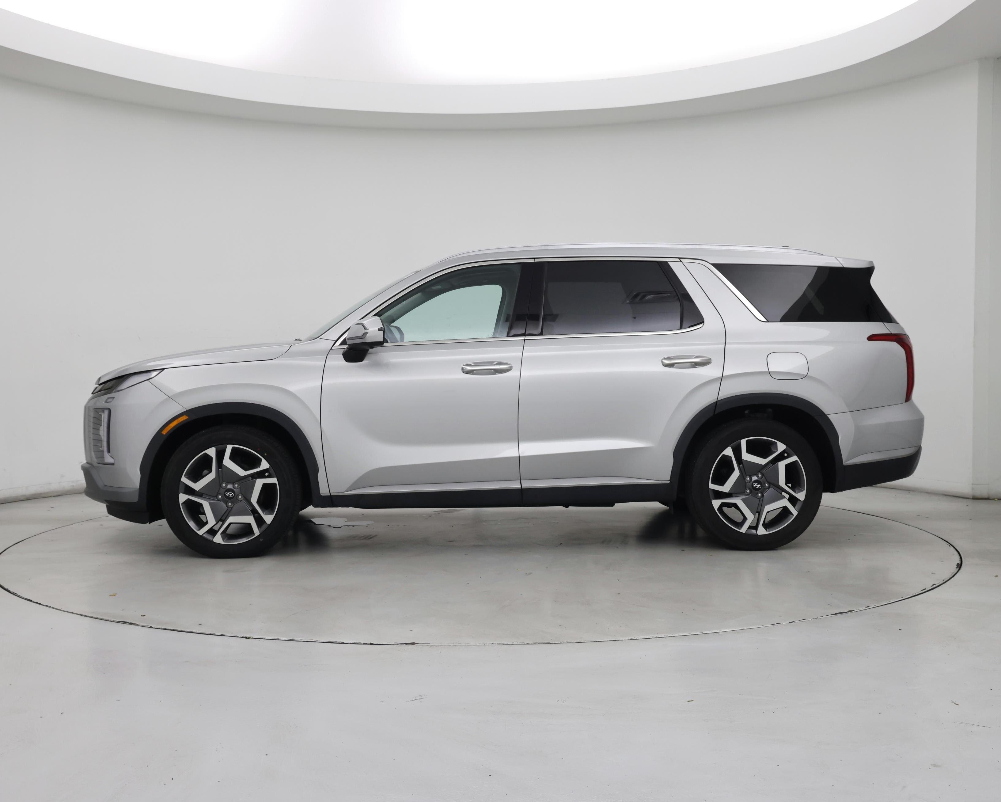 Thumbnail: 2023 Hyundai Palisade - 3