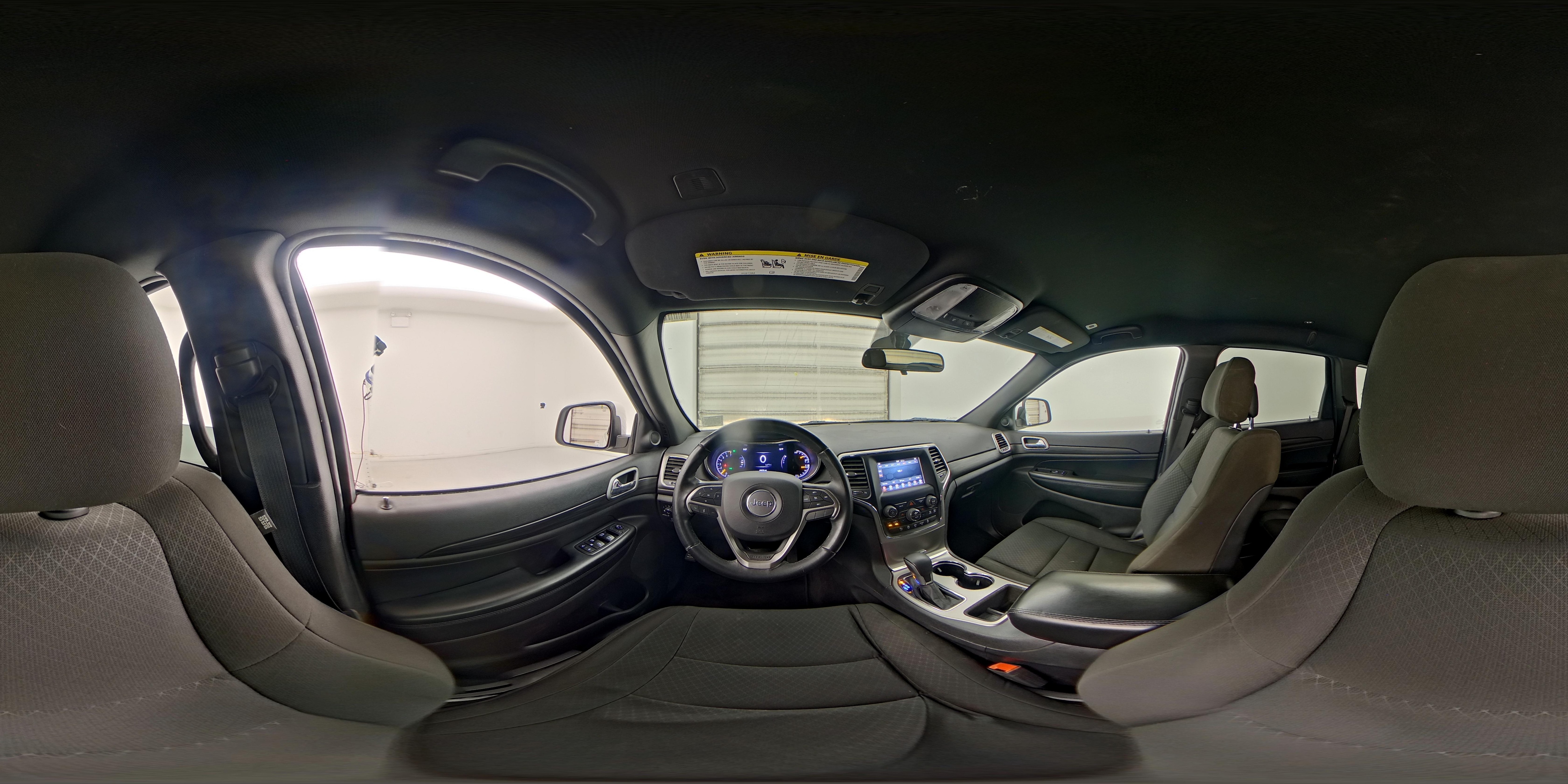 2019 Jeep Grand Cherokee Laredo - Photo 25