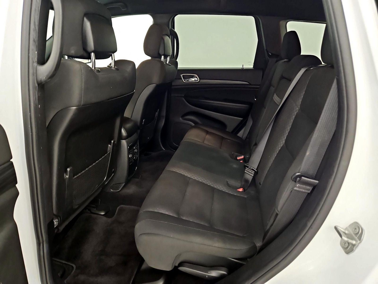 2019 Jeep Grand Cherokee Laredo - Photo 19