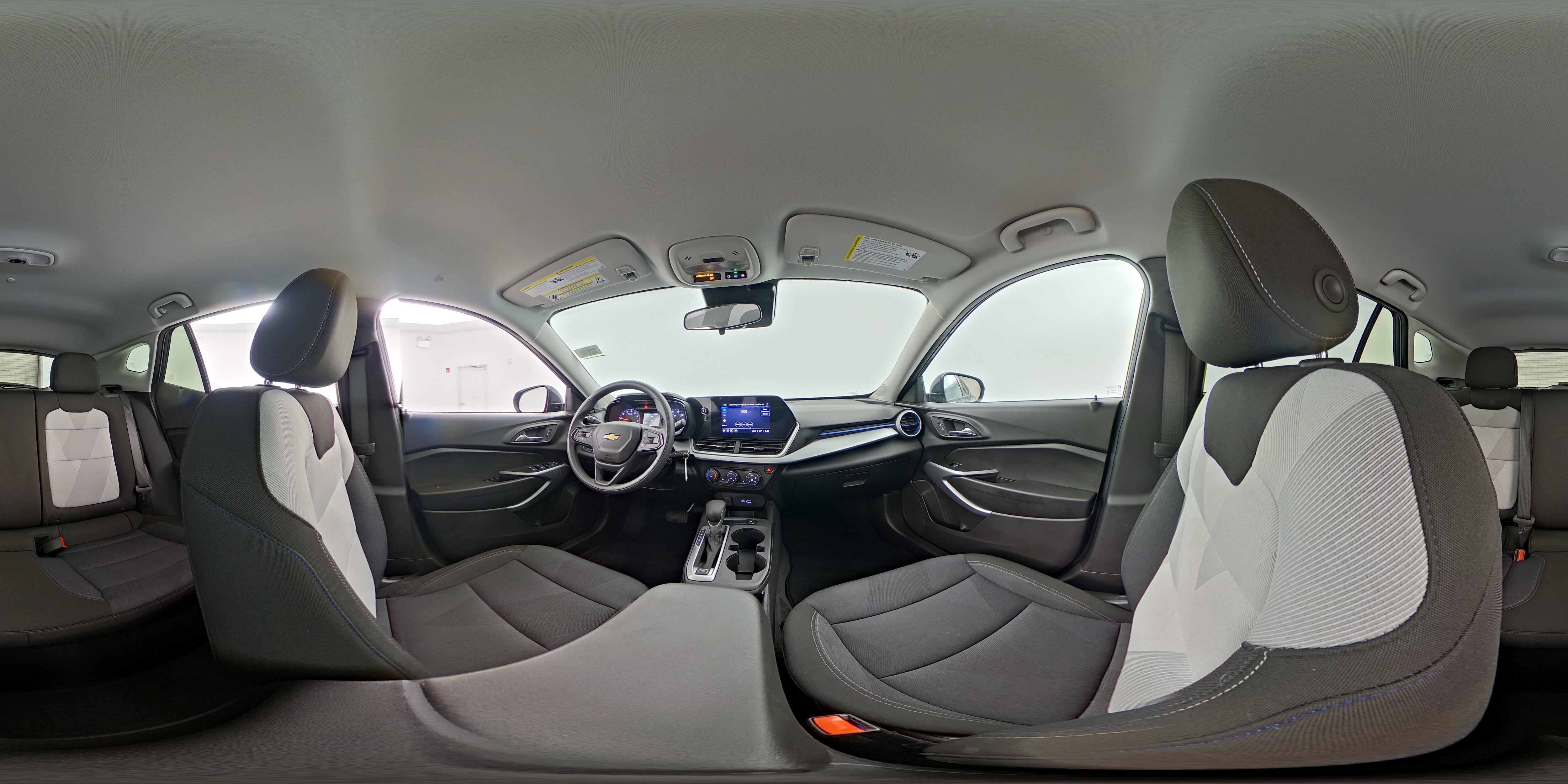 2025 Chevrolet Trax LS - Photo 24