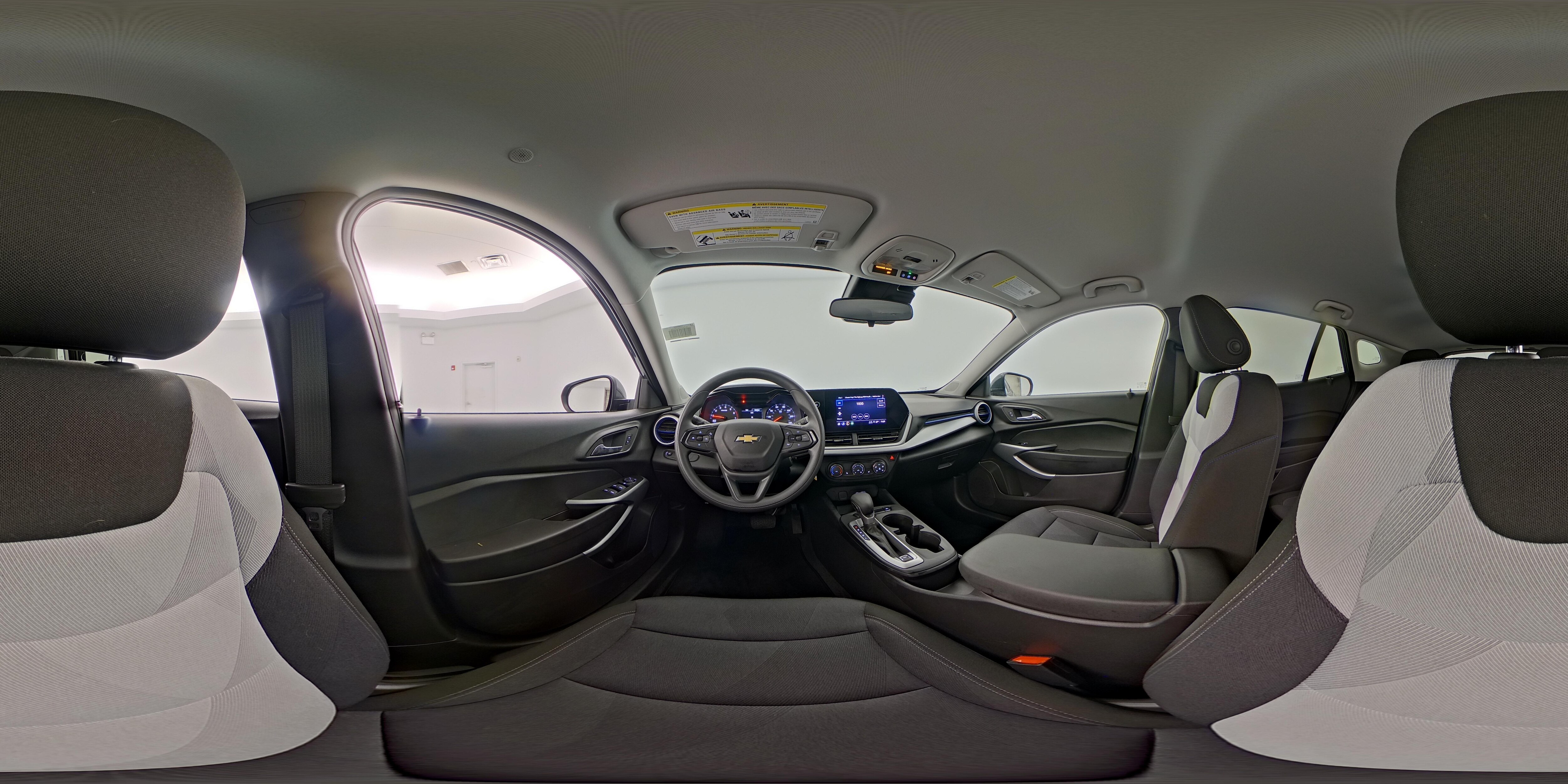 2025 Chevrolet Trax LS - Photo 26