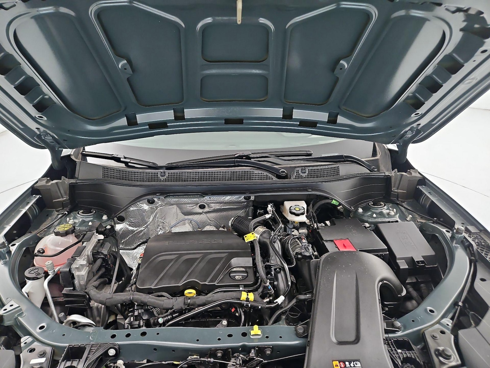 2025 Chevrolet Trax LS - Photo 22