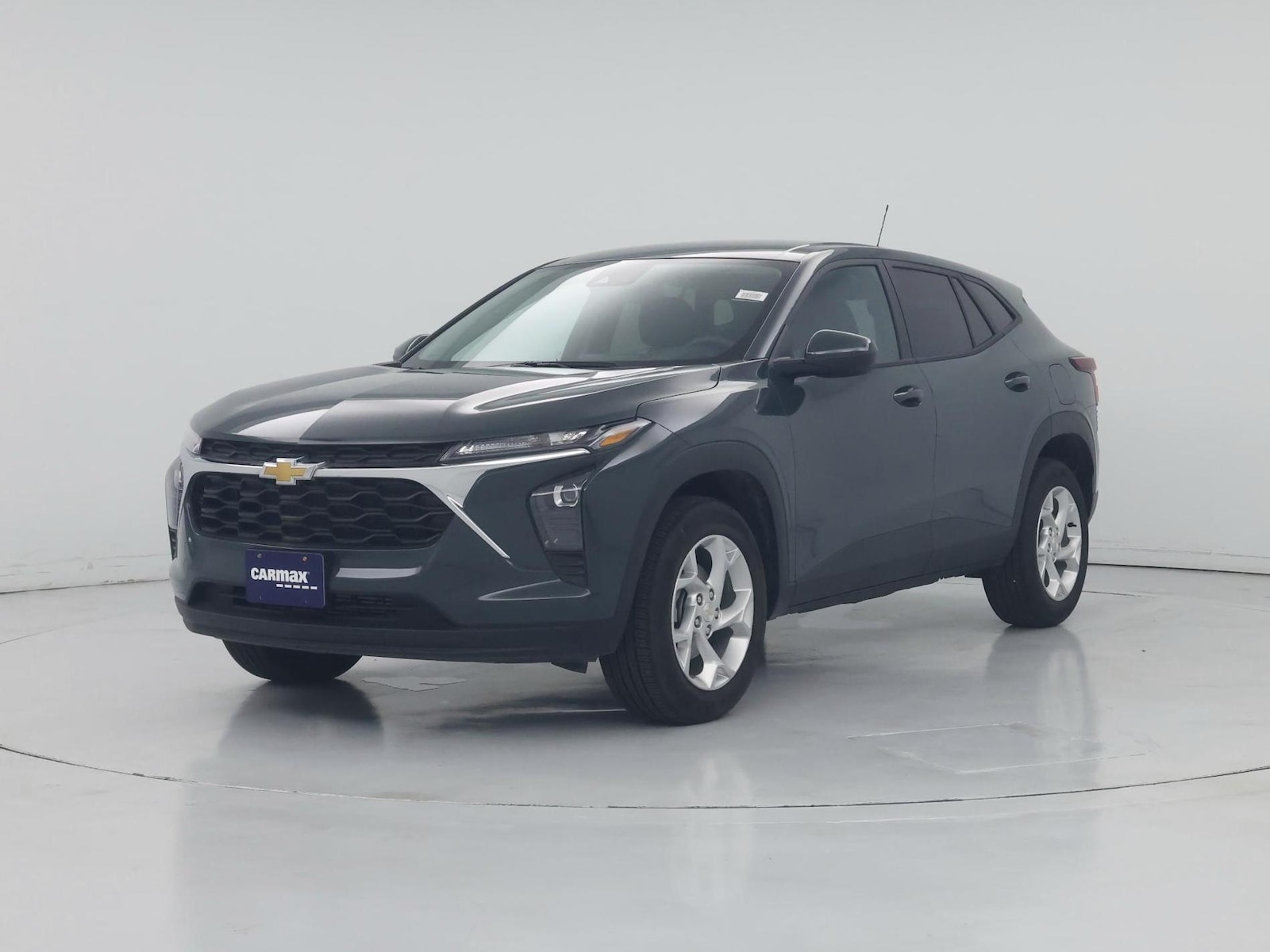 2025 Chevrolet Trax LS - Photo 5