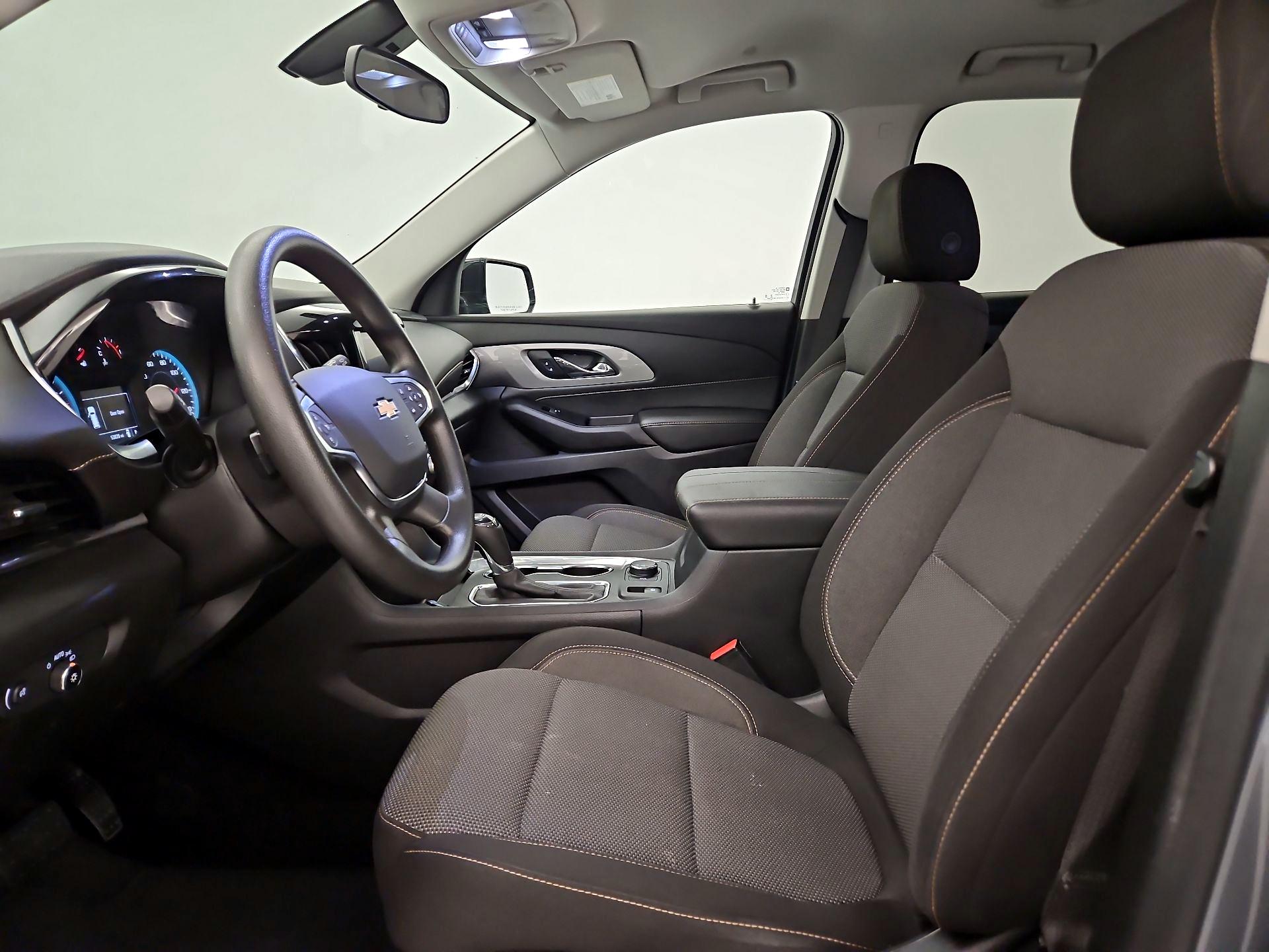 Thumbnail: 2020 Chevrolet Traverse - 11