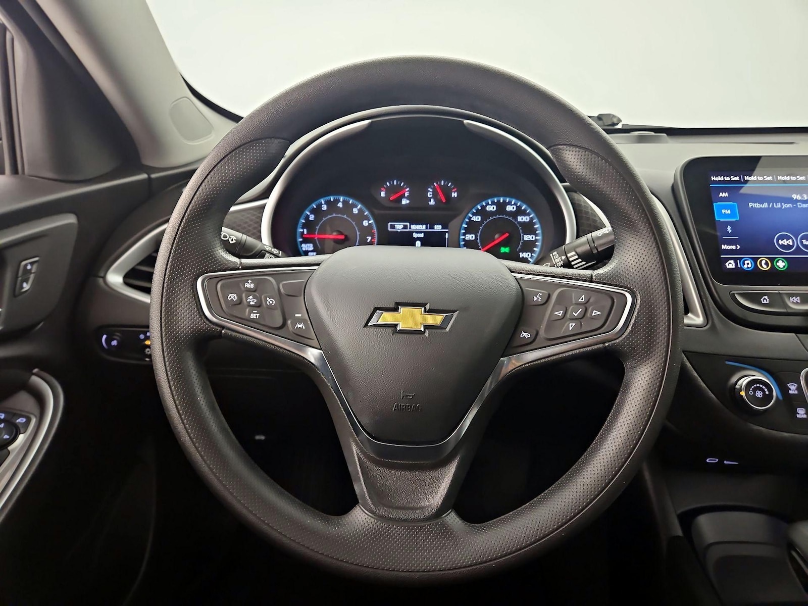 2023 Chevrolet Malibu 1LS - Photo 11
