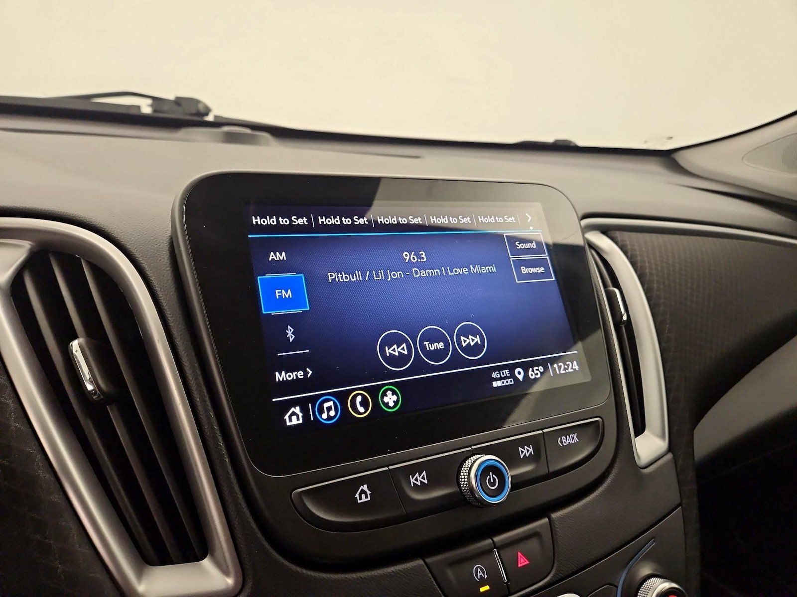 2023 Chevrolet Malibu 1LS - Photo 16