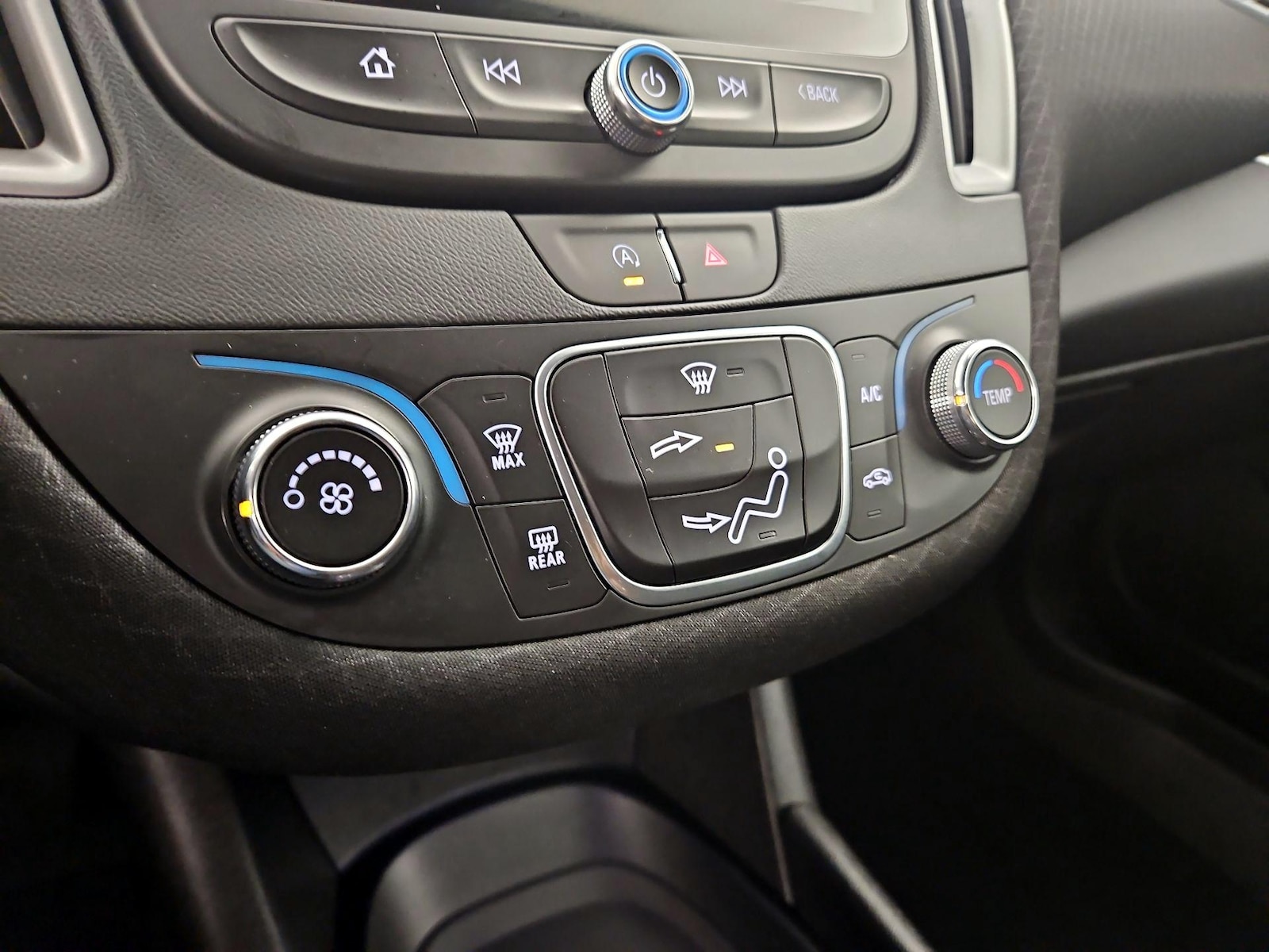 2023 Chevrolet Malibu 1LS - Photo 17
