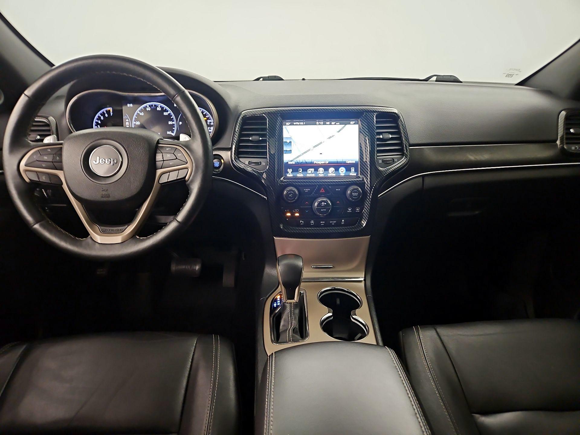 Thumbnail: 2017 Jeep Grand Cherokee - 8