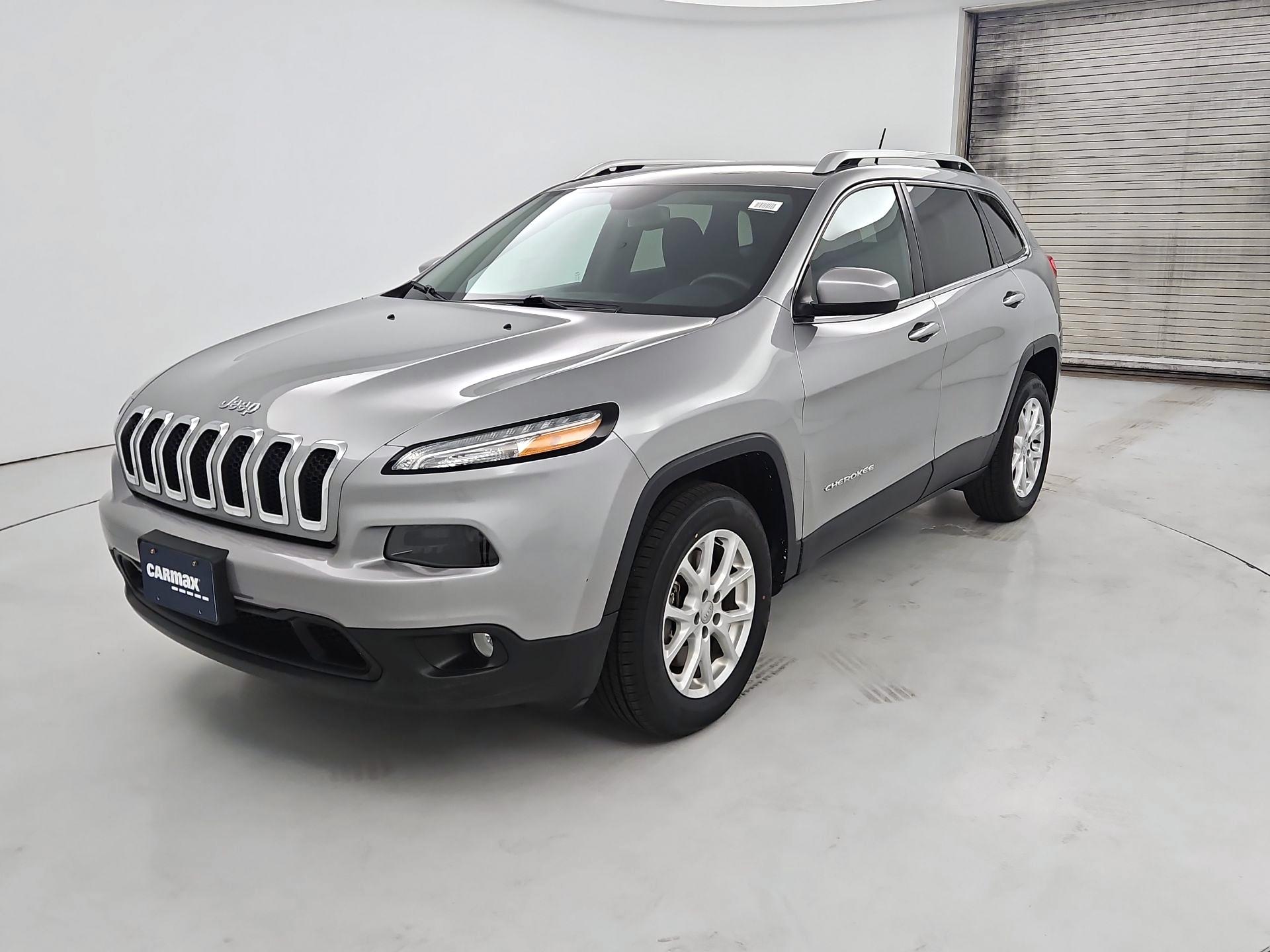 Thumbnail: 2015 Jeep Cherokee - 3