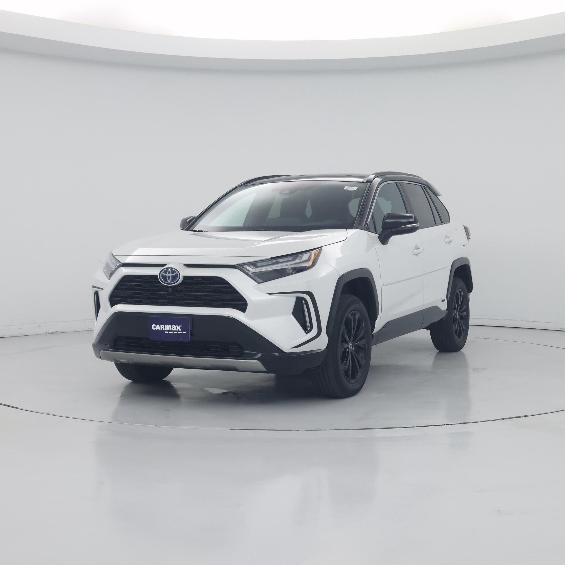 Thumbnail: 2023 Toyota RAV4 - 4