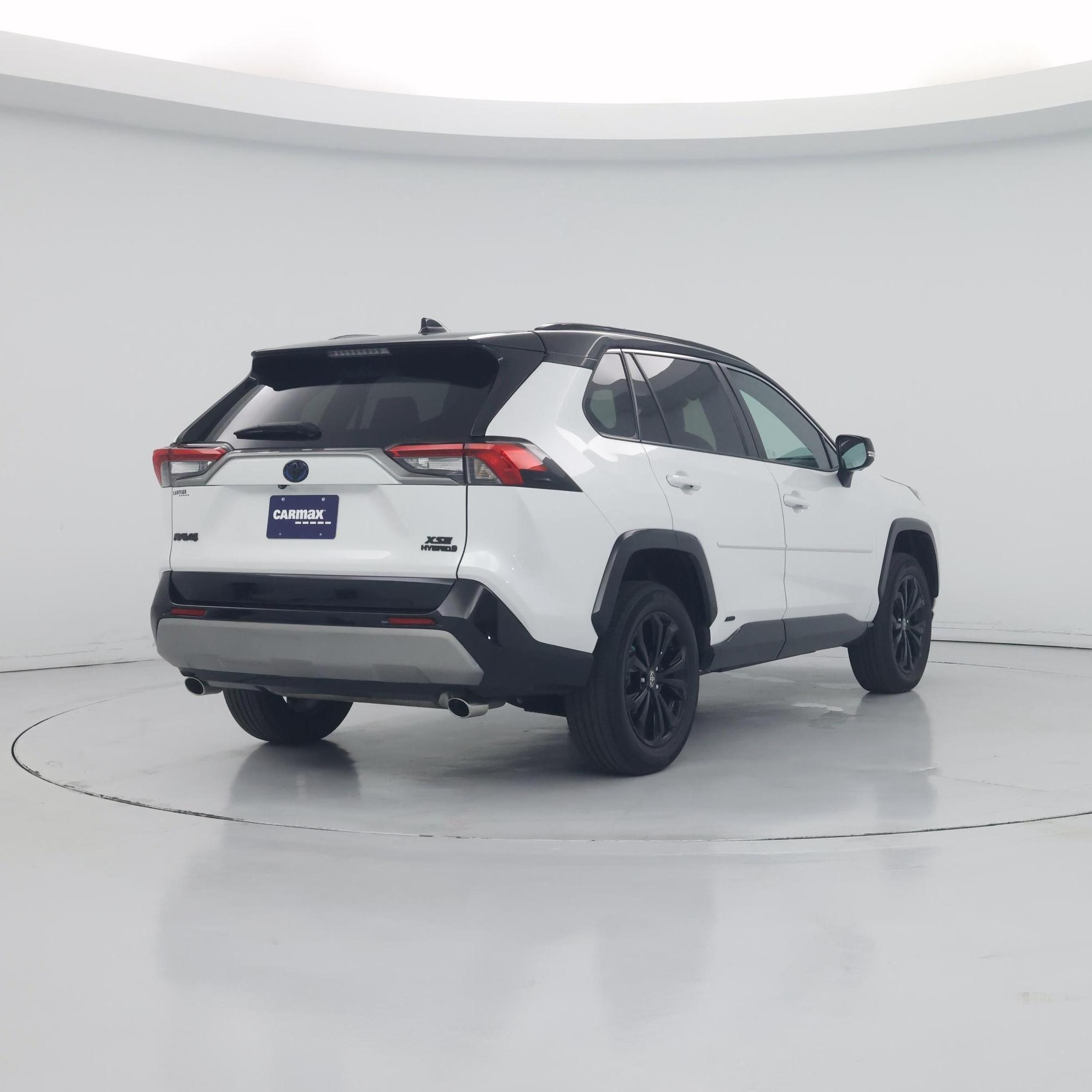 Thumbnail: 2023 Toyota RAV4 - 8