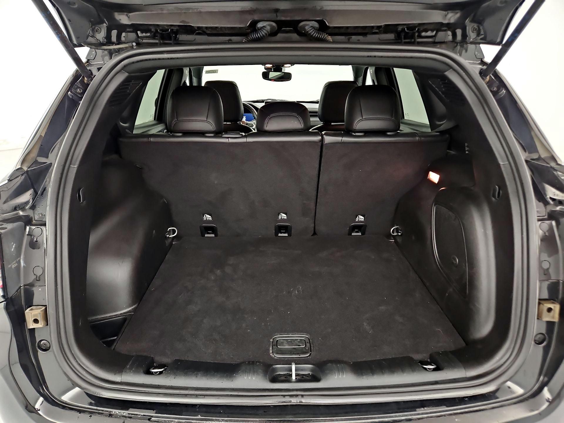 Thumbnail: 2022 Jeep Compass - 19