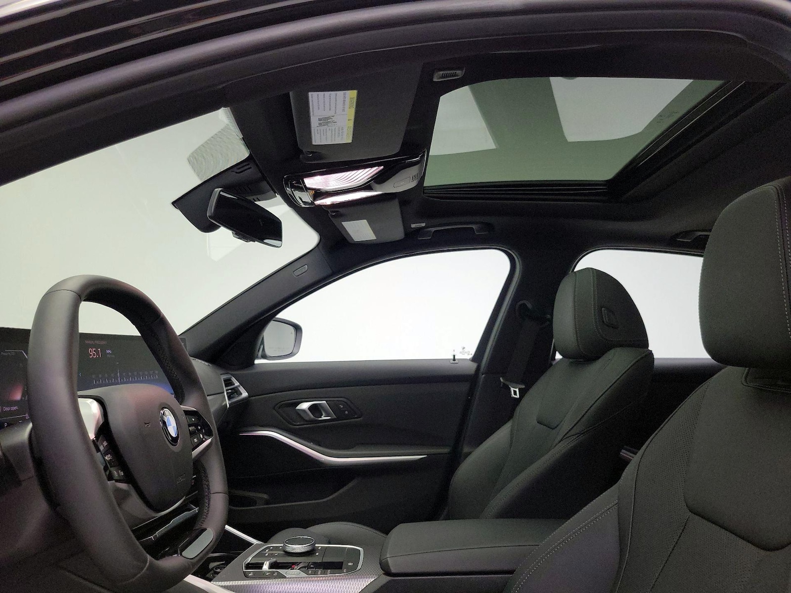 2025 BMW 3 Series 330i - Photo 21