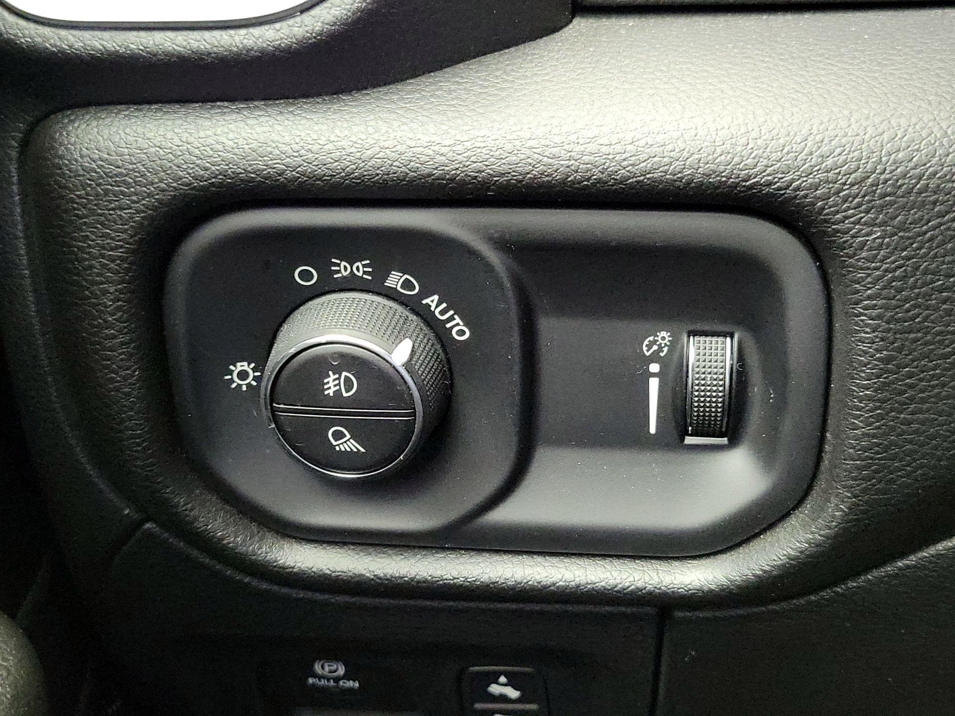 Thumbnail: 2023 RAM 1500 - 13