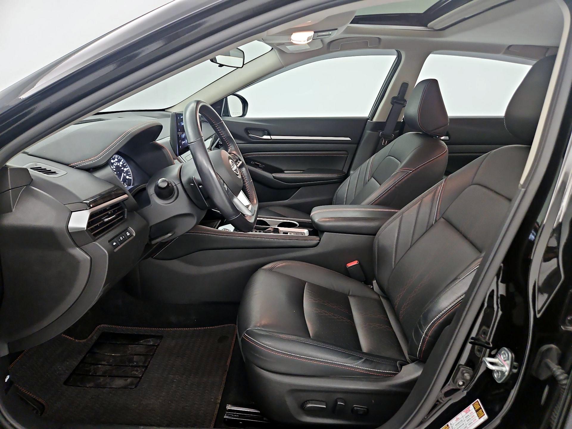 Thumbnail: 2023 Nissan Altima - 9