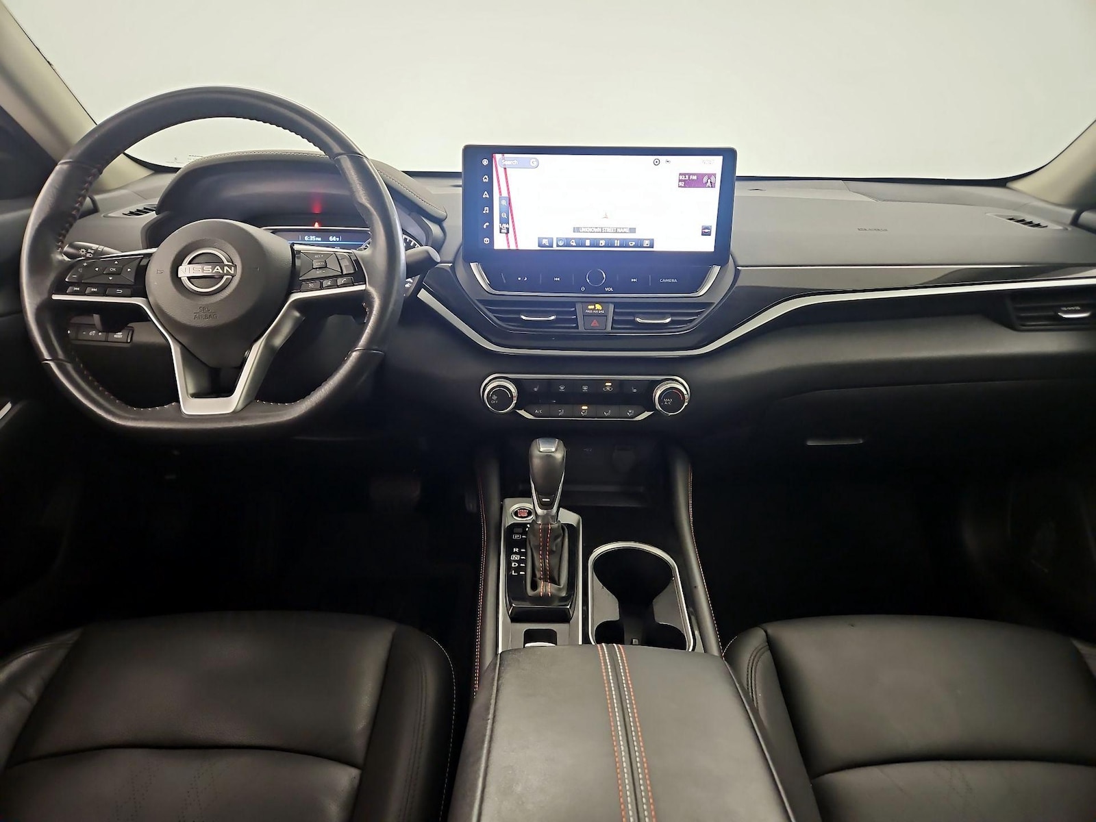 2023 Nissan Altima SR - Photo 8