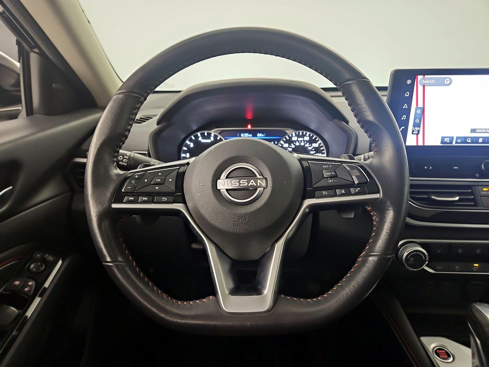 2023 Nissan Altima SR - Photo 9