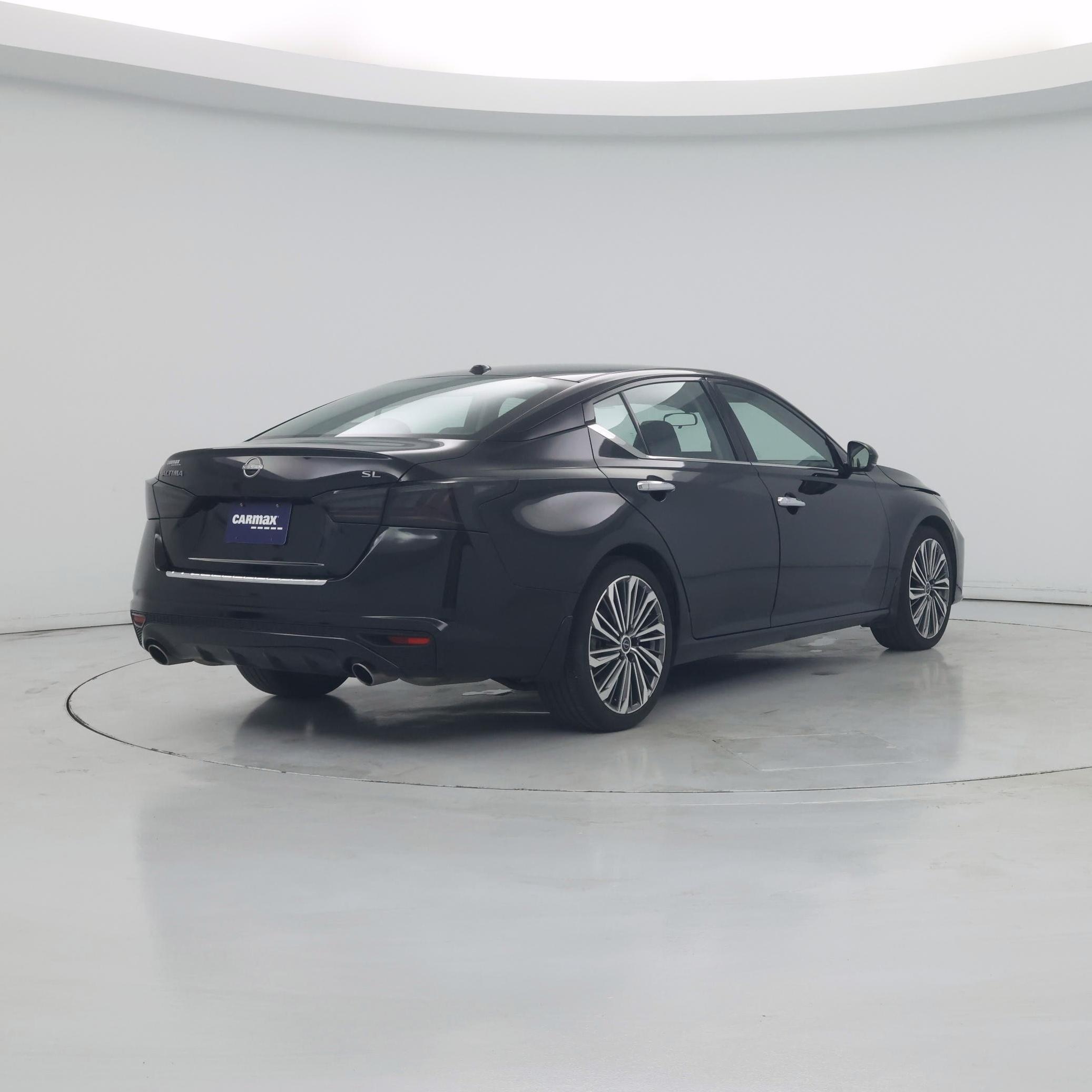 Thumbnail: 2023 Nissan Altima - 8