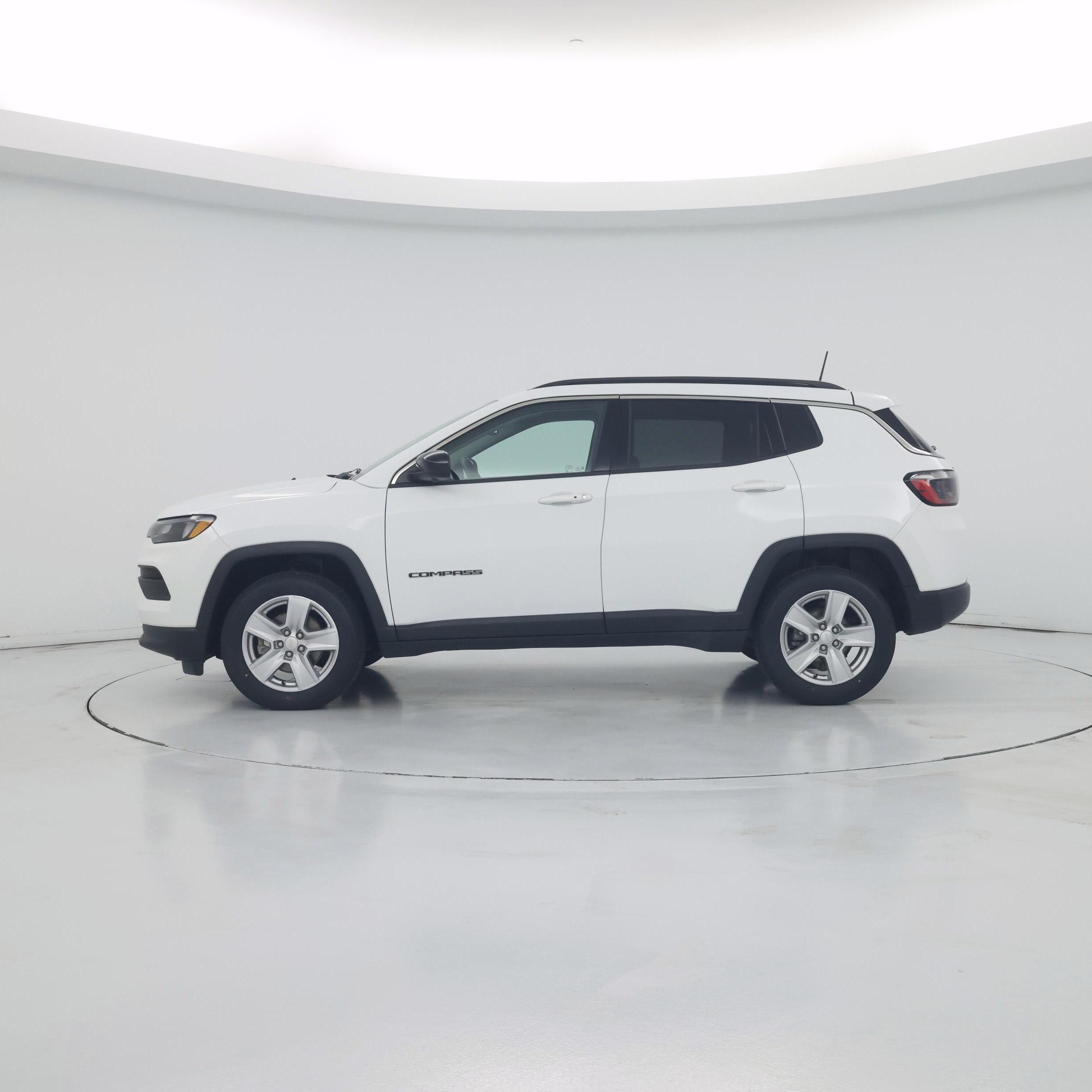 Thumbnail: 2022 Jeep Compass - 3