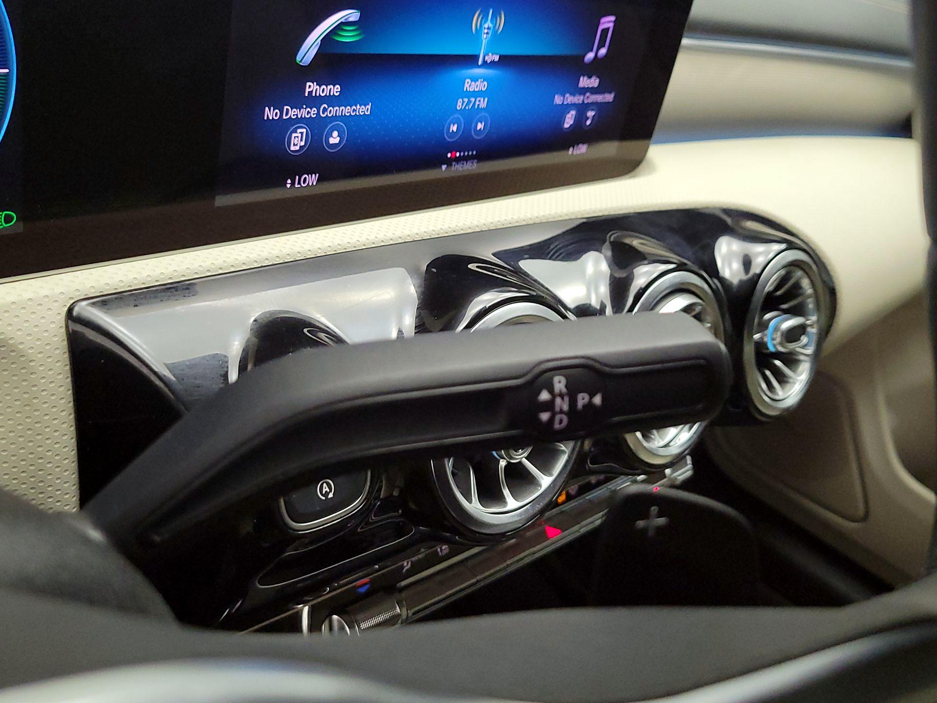 Thumbnail: 2020 Mercedes-Benz CLA - 16