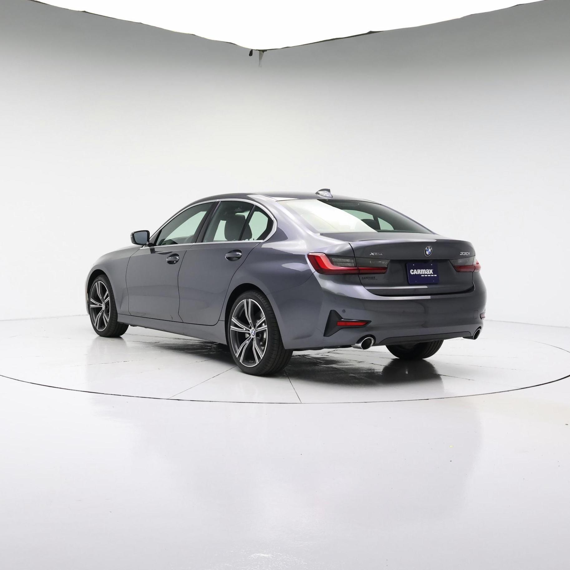 Thumbnail: 2022 BMW 3 Series - 2