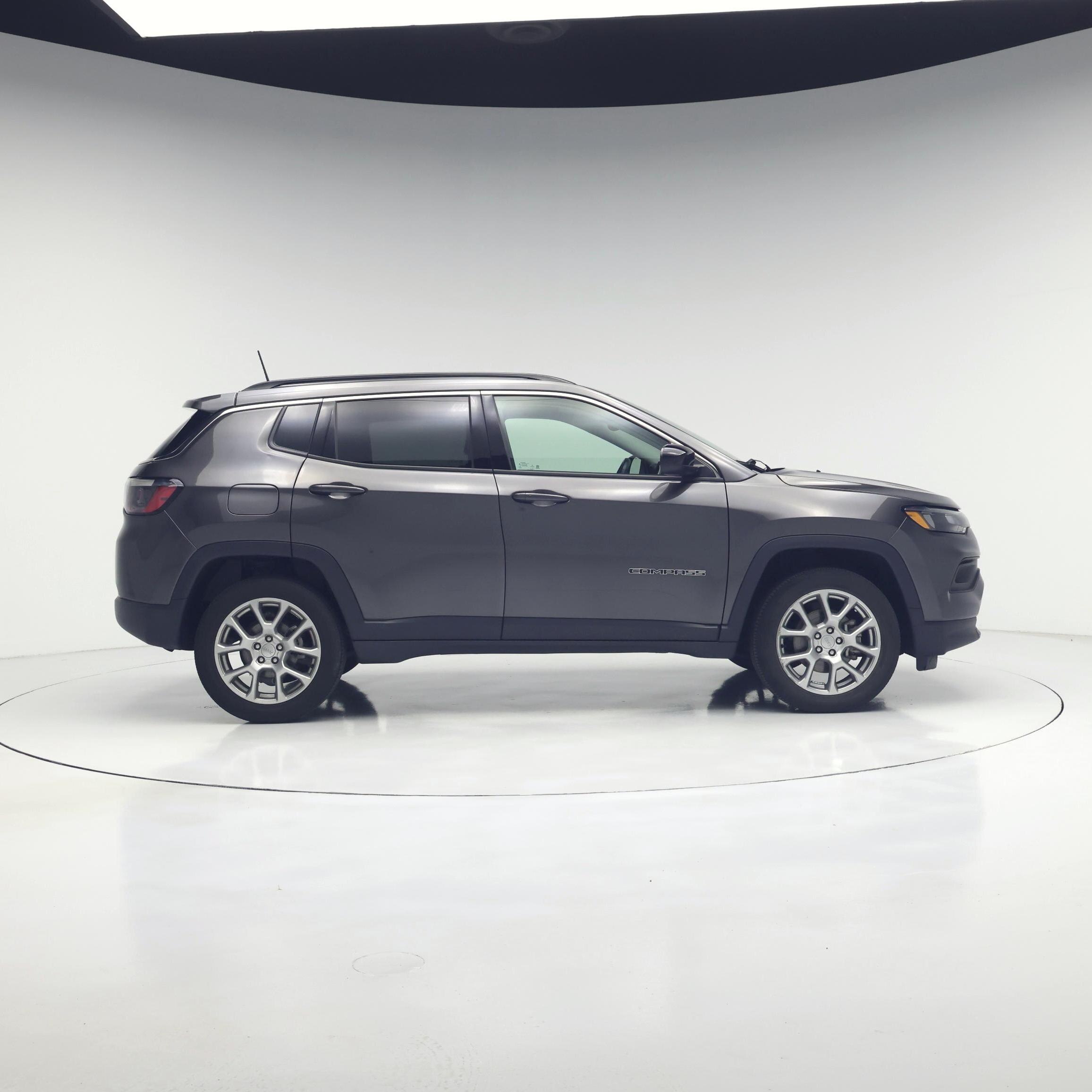 Thumbnail: 2022 Jeep Compass - 7