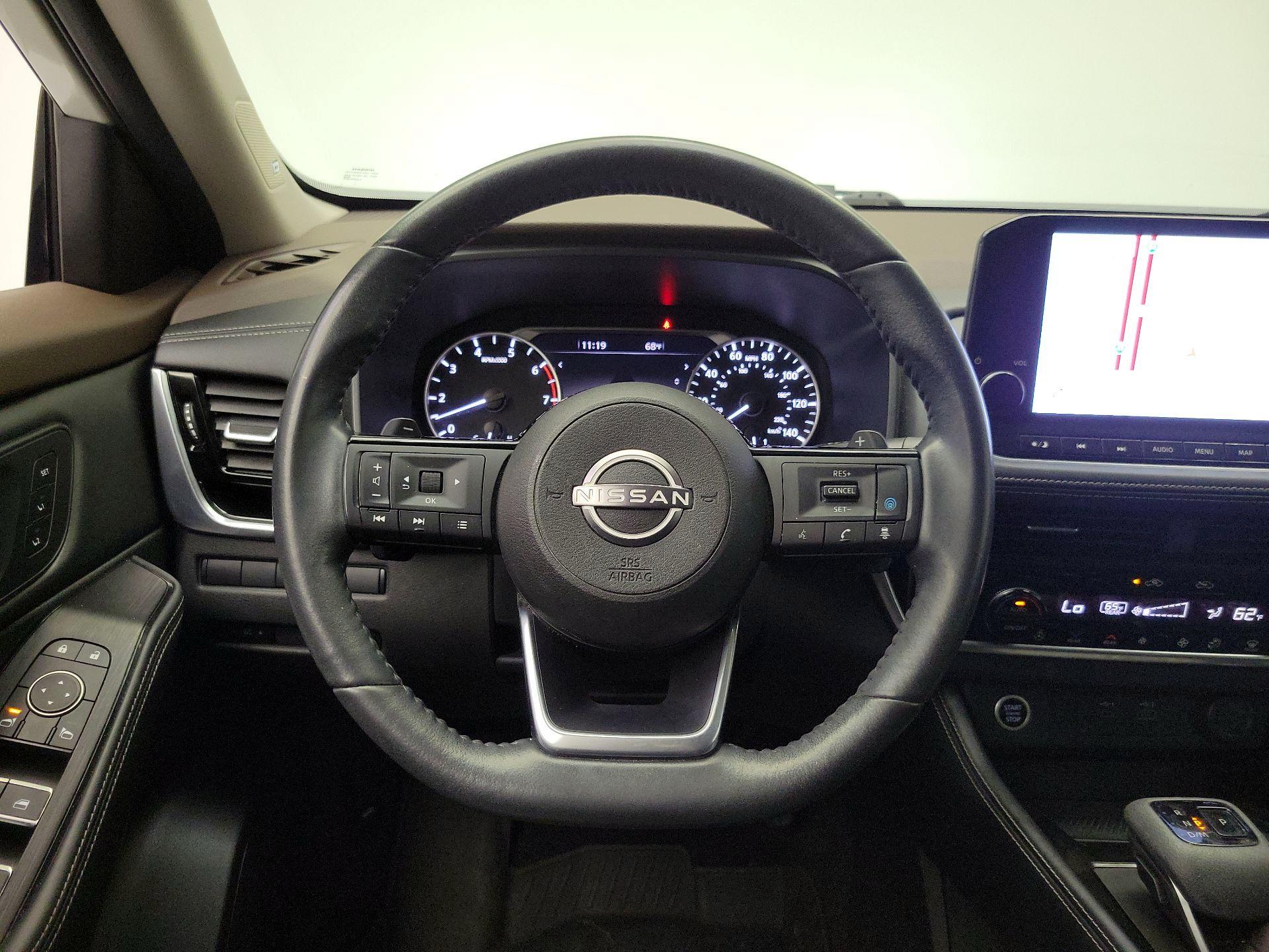 Thumbnail: 2023 Nissan Rogue - 10