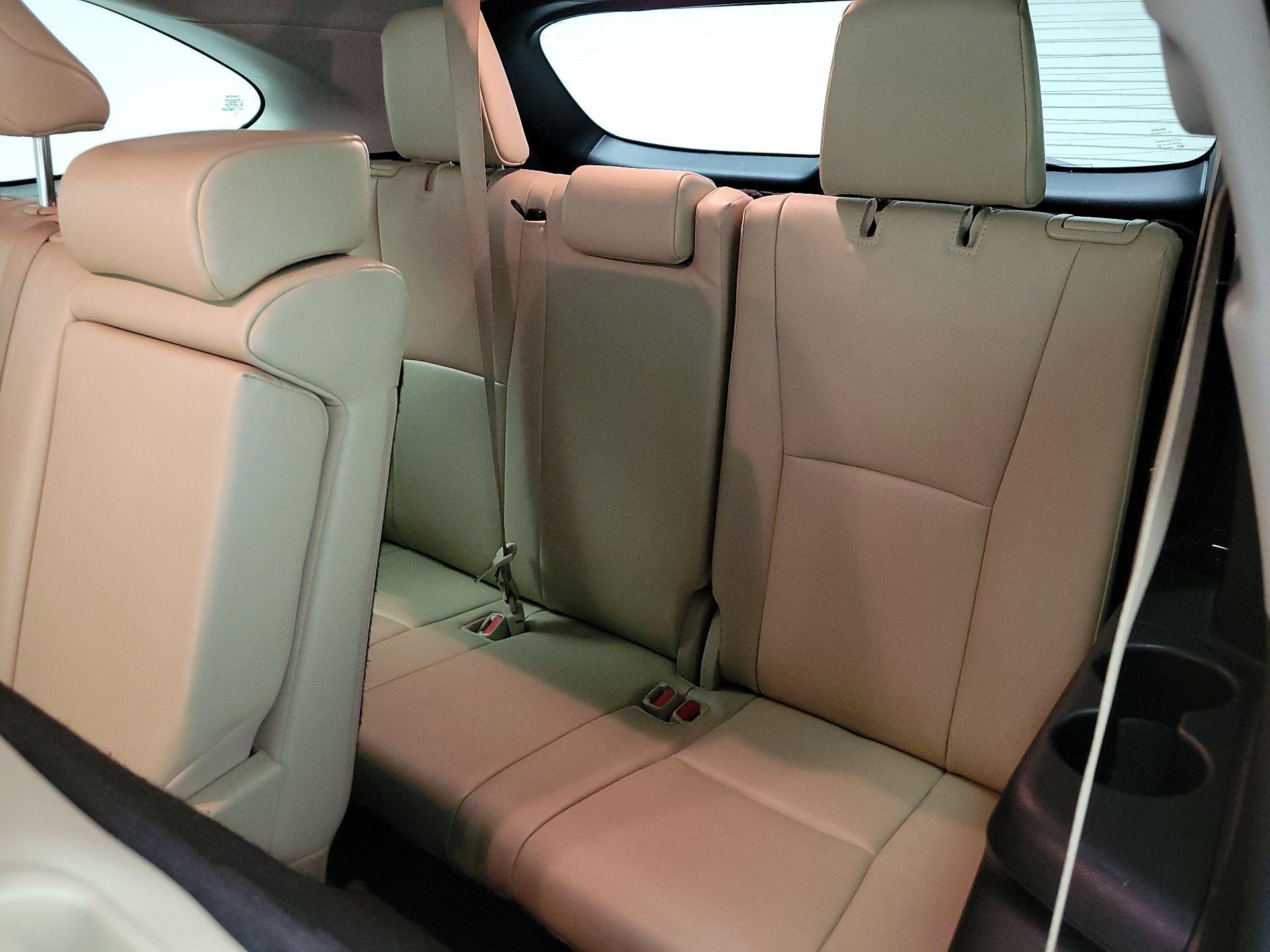 Thumbnail: 2023 Toyota Highlander - 19