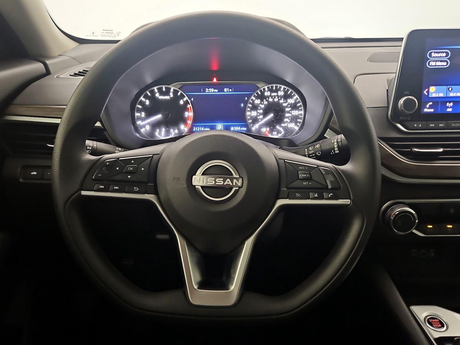 2024 Nissan Altima SV - Photo 11