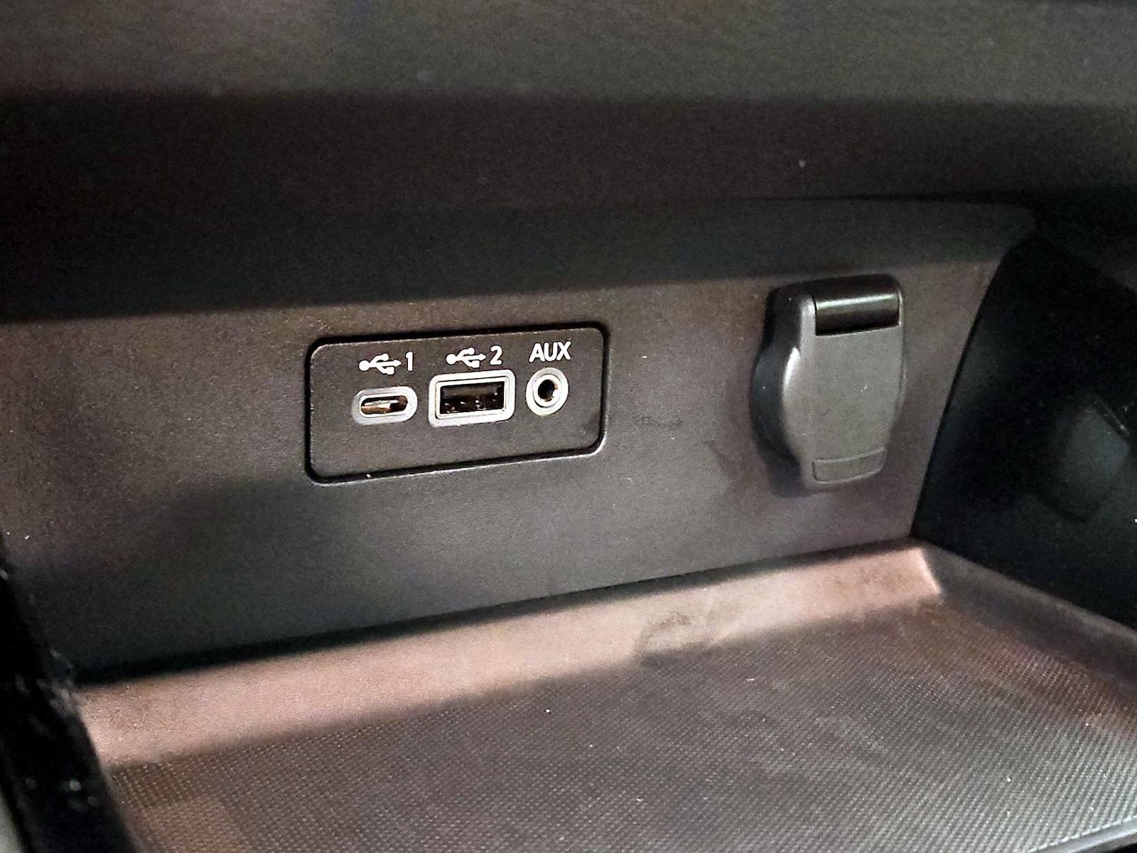 2024 Nissan Altima SV - Photo 19