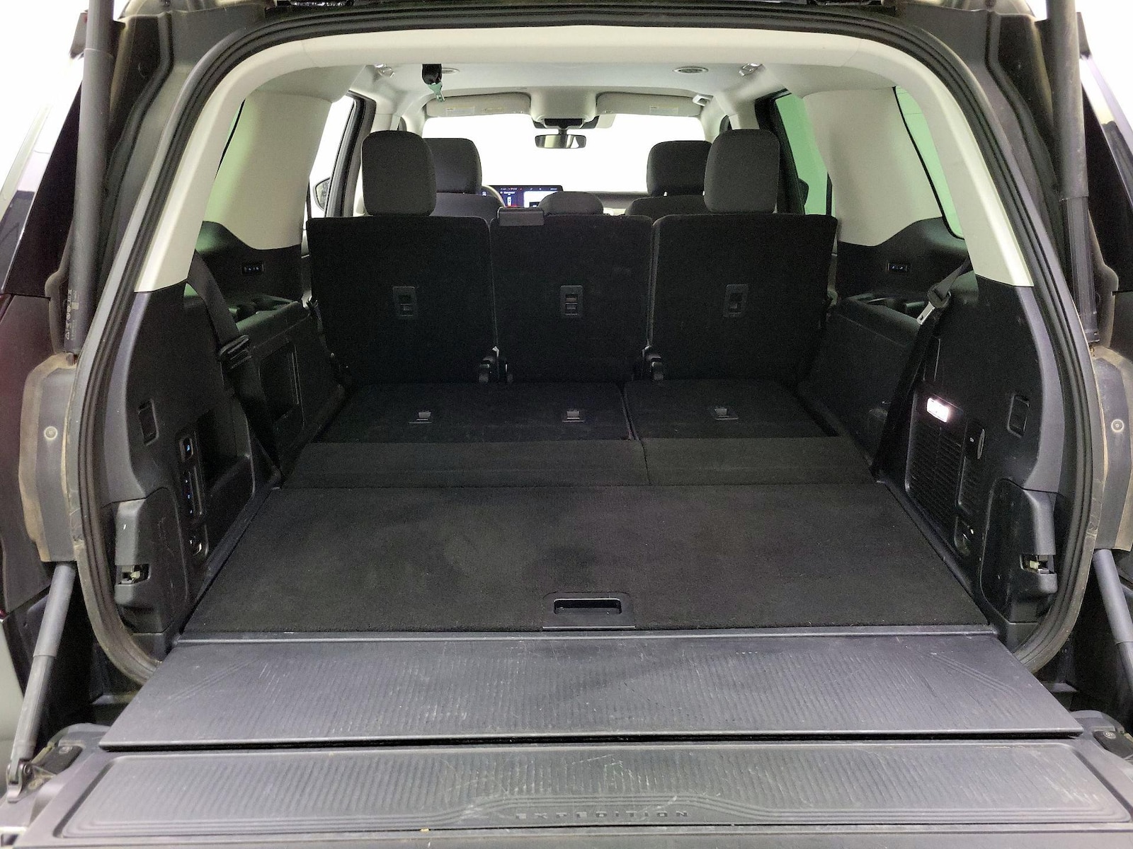 2025 Ford Expedition Active - Photo 24