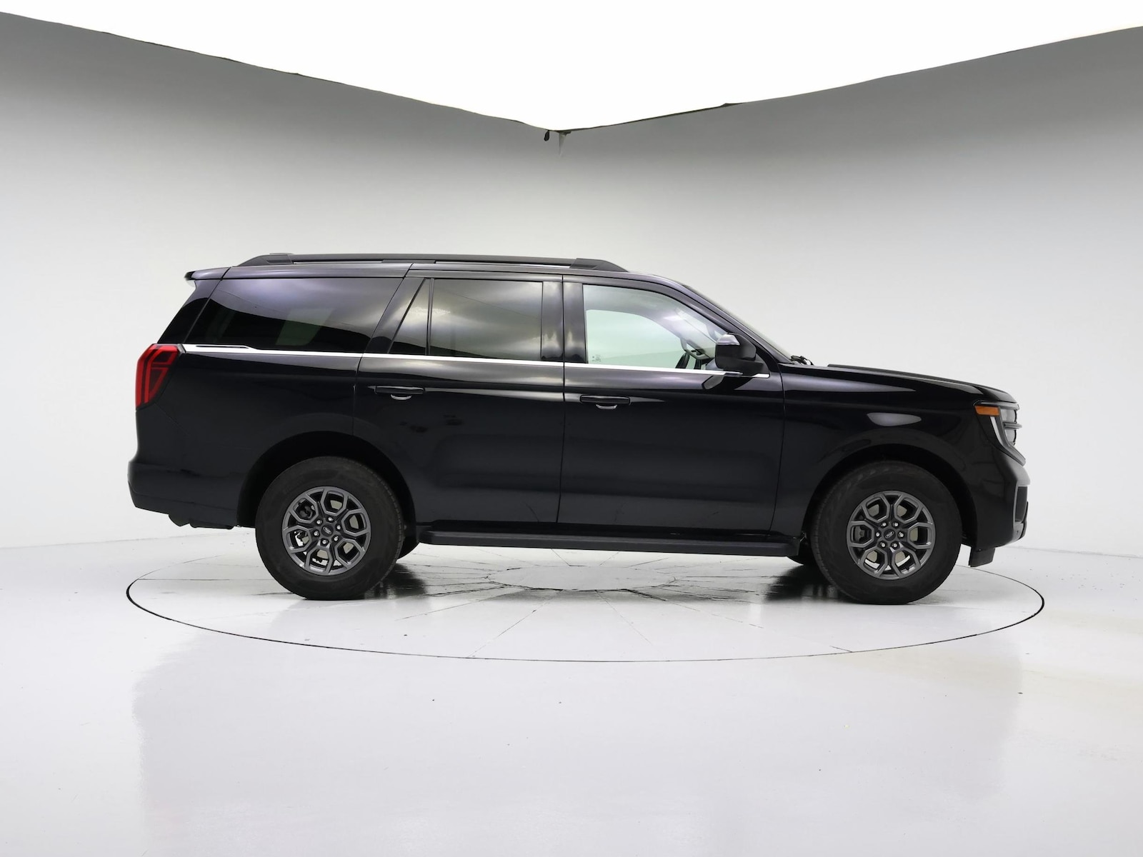 2025 Ford Expedition Active - Photo 8