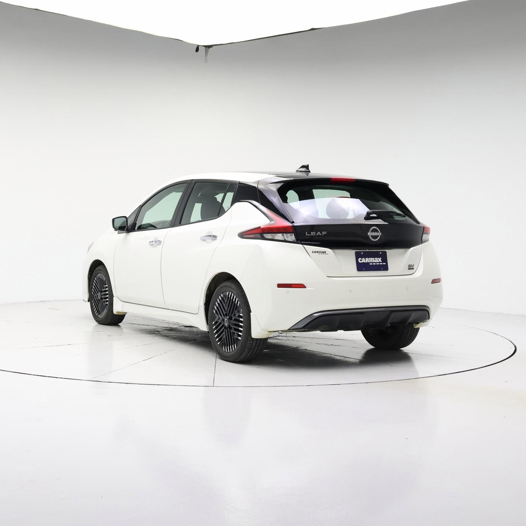 Thumbnail: 2023 Nissan Leaf - 2