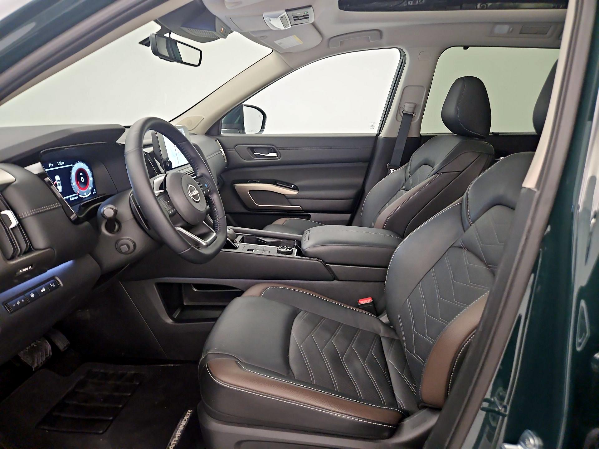 Thumbnail: 2025 Nissan Pathfinder - 11