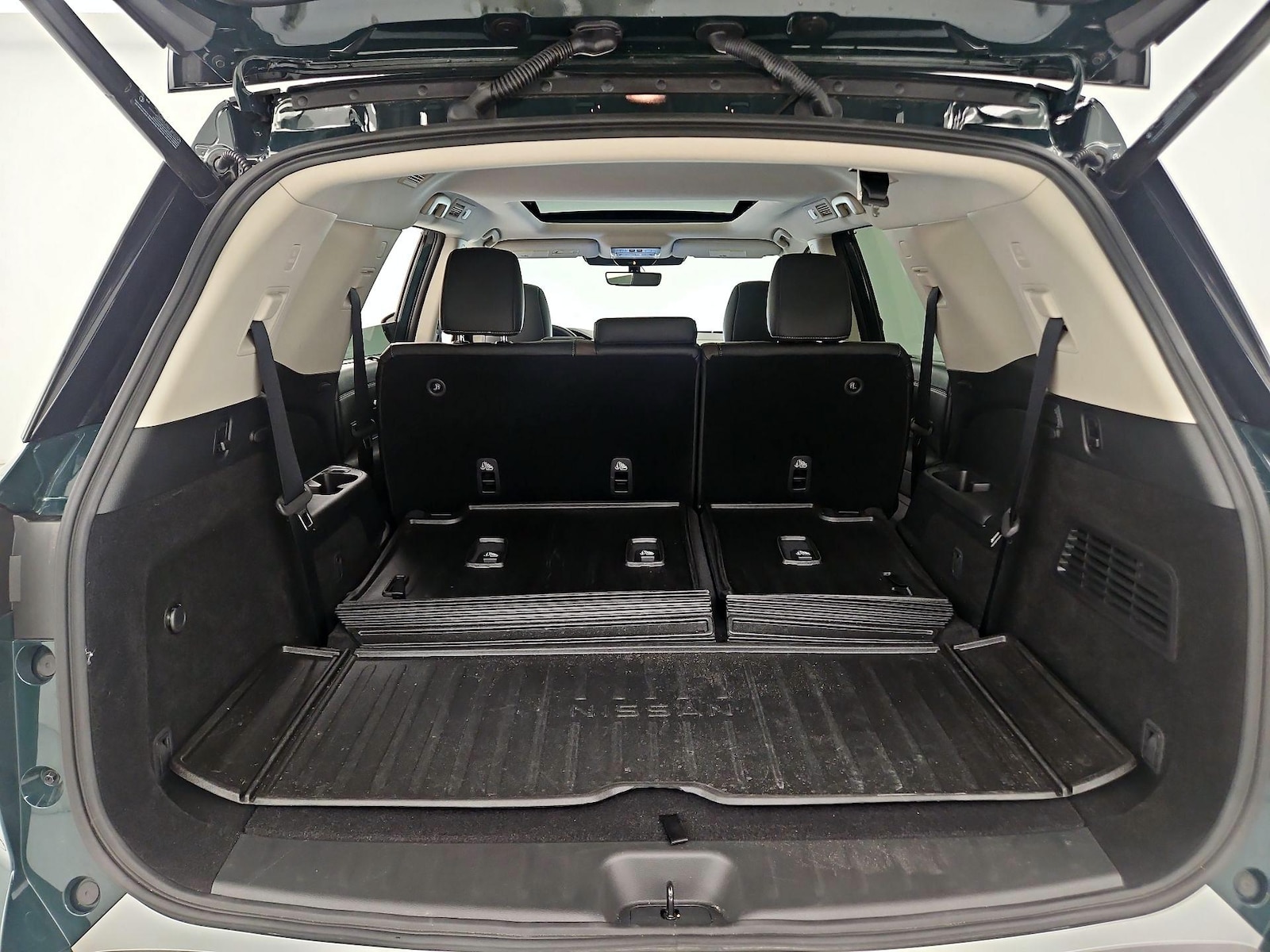 2025 Nissan Pathfinder Platinum - Photo 25