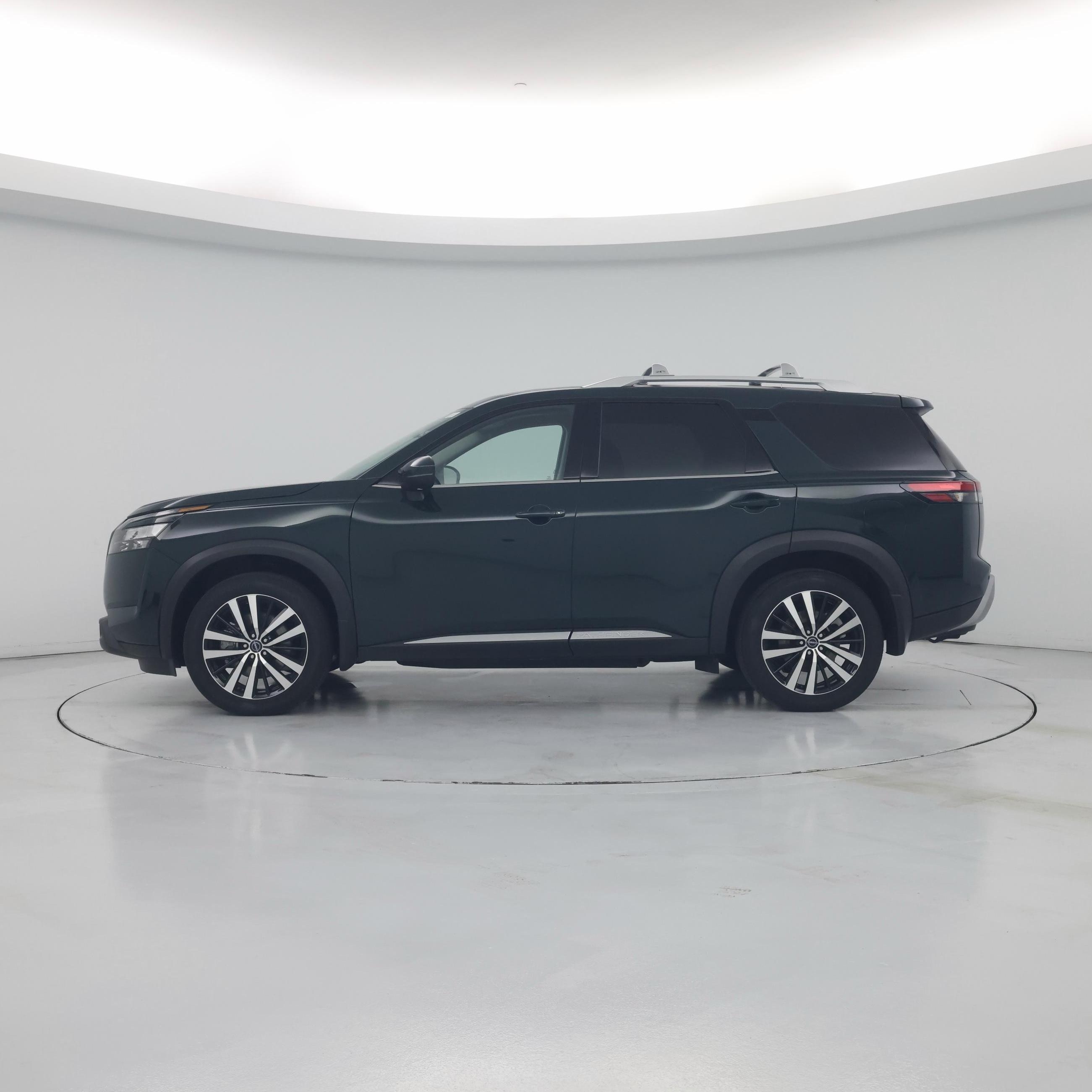 Thumbnail: 2025 Nissan Pathfinder - 3