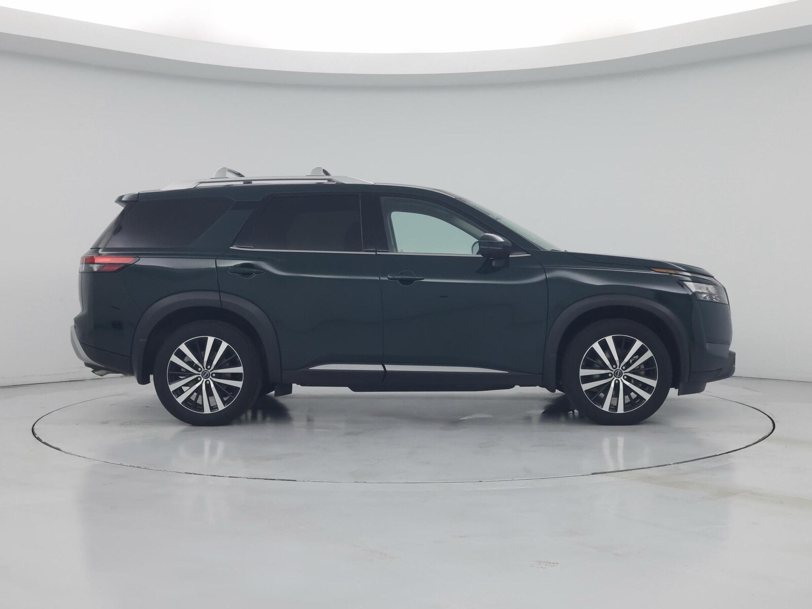 2025 Nissan Pathfinder Platinum - Photo 8