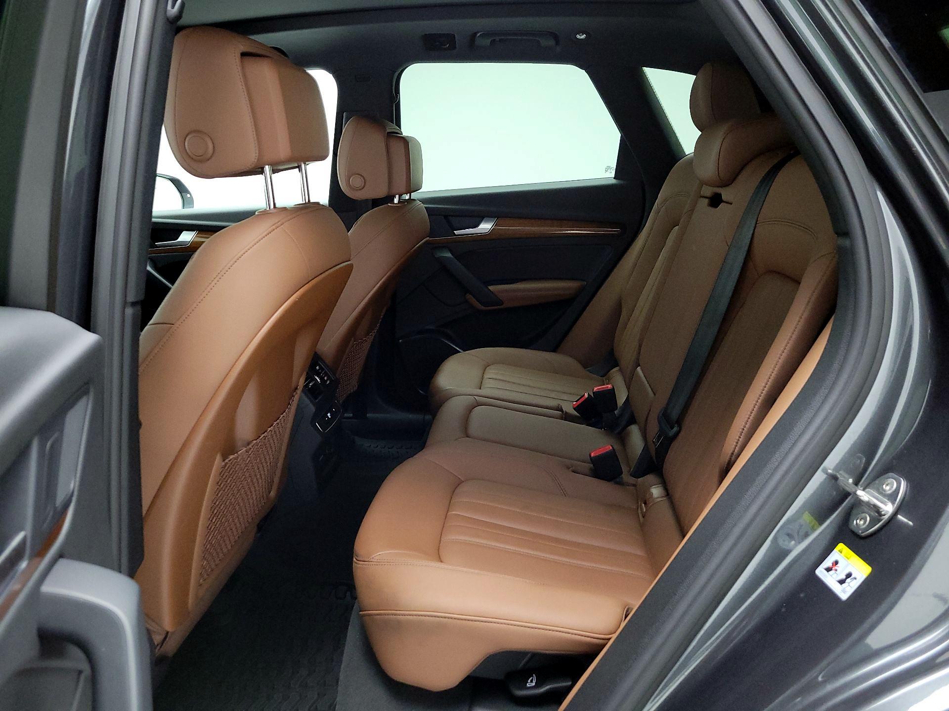 Thumbnail: 2022 Audi Q5 - 18