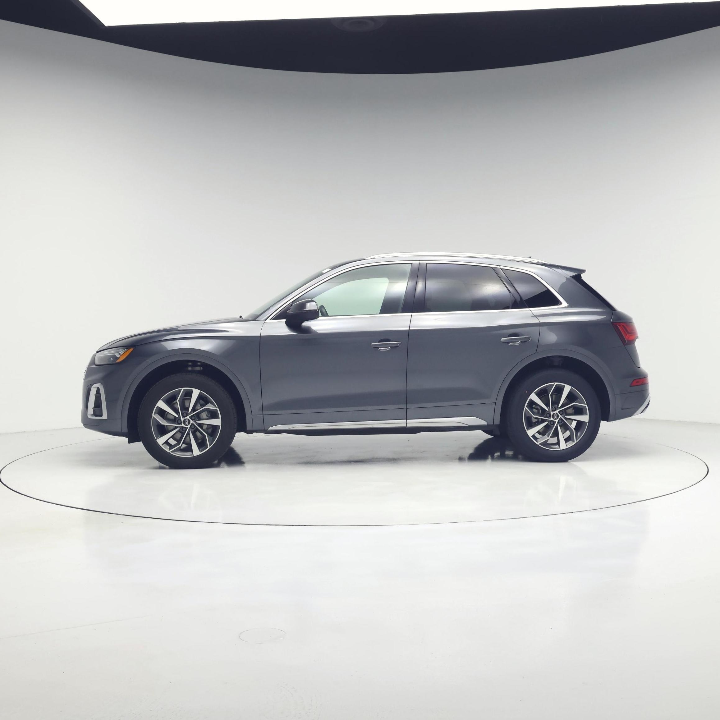 Thumbnail: 2022 Audi Q5 - 3