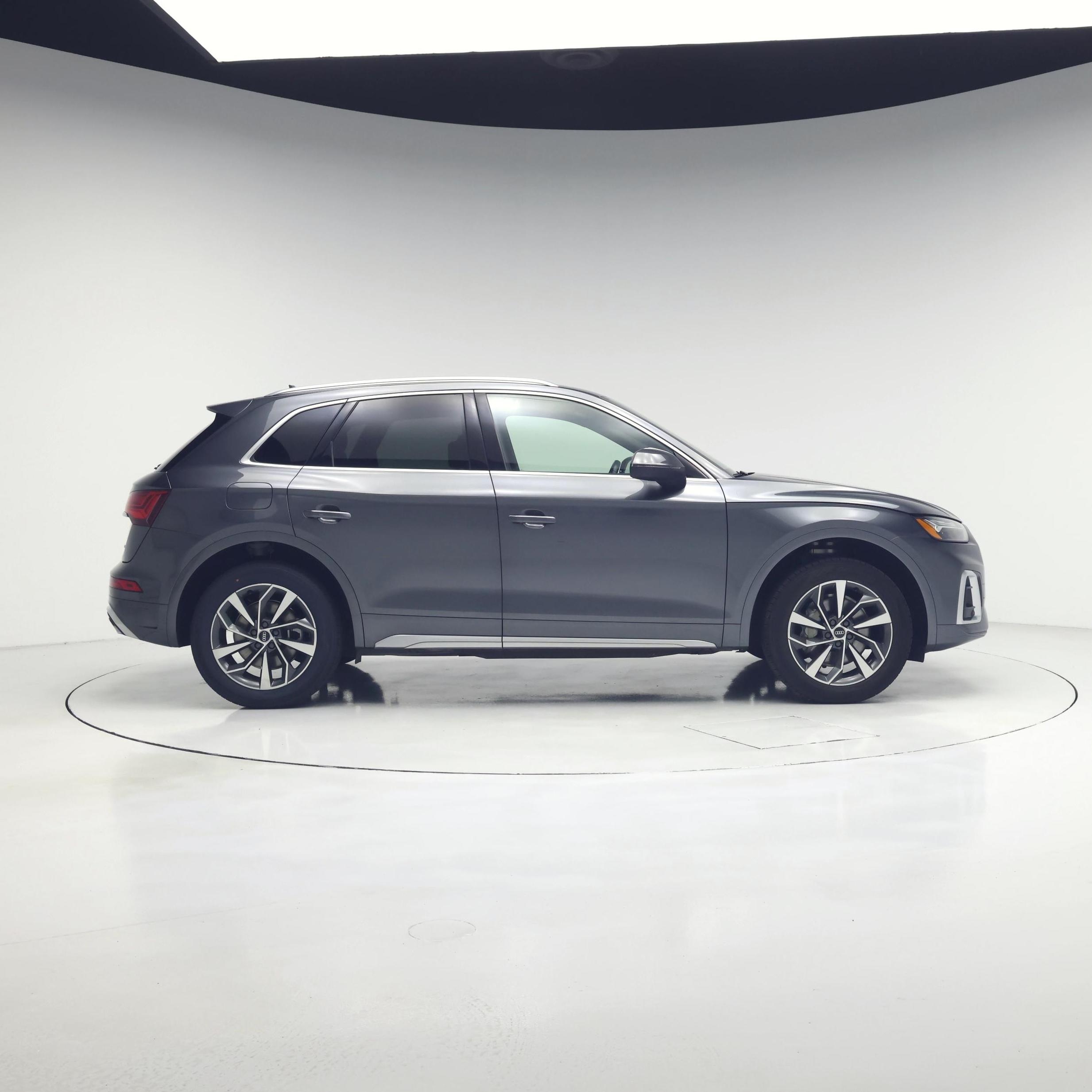 Thumbnail: 2022 Audi Q5 - 7